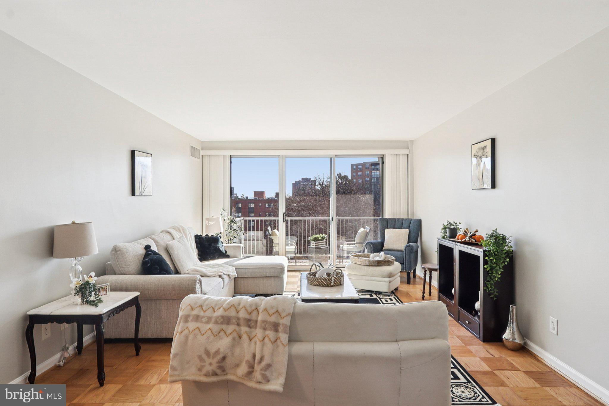 Real estate listing preview #4