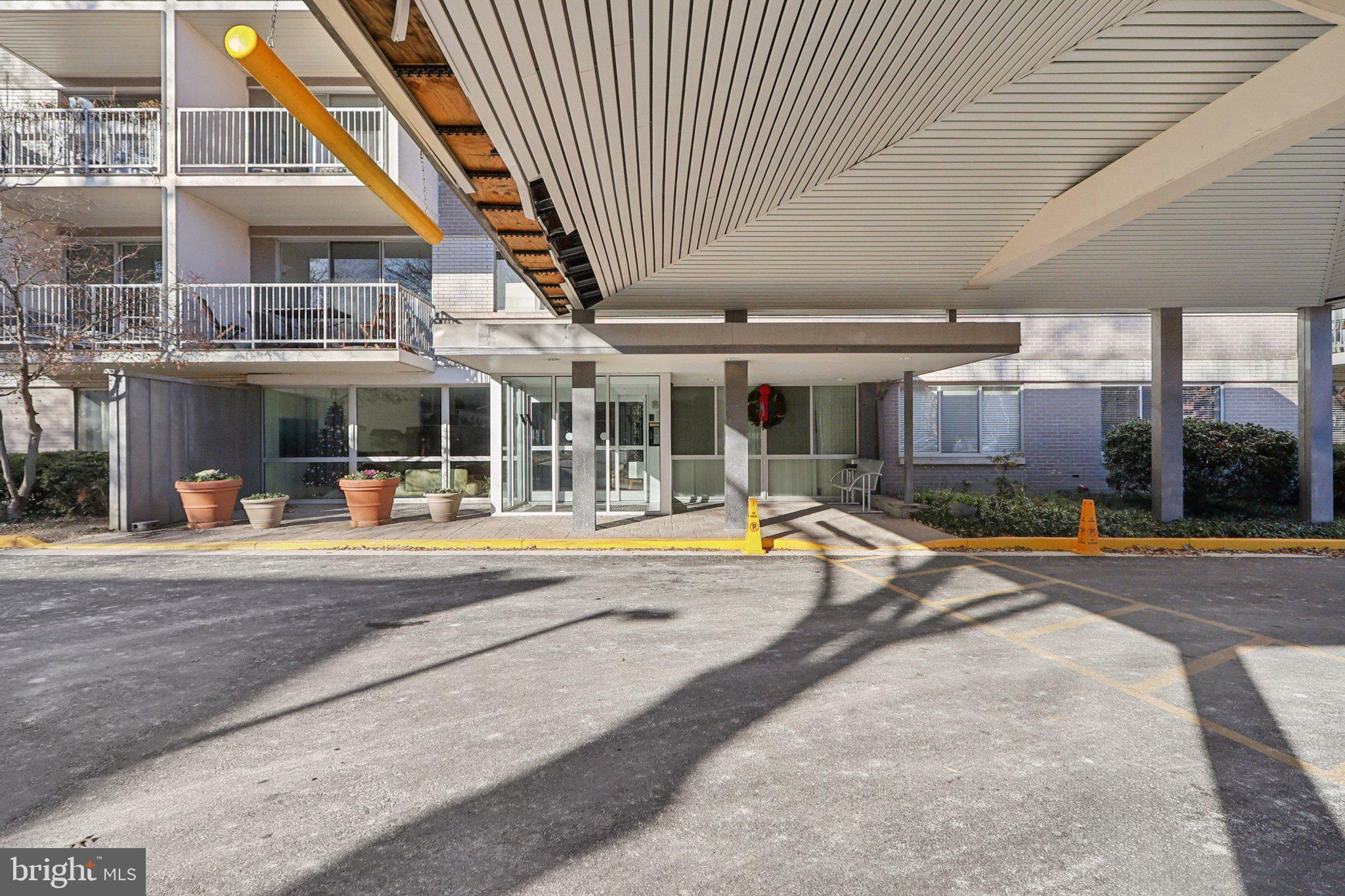 Real estate listing preview #34