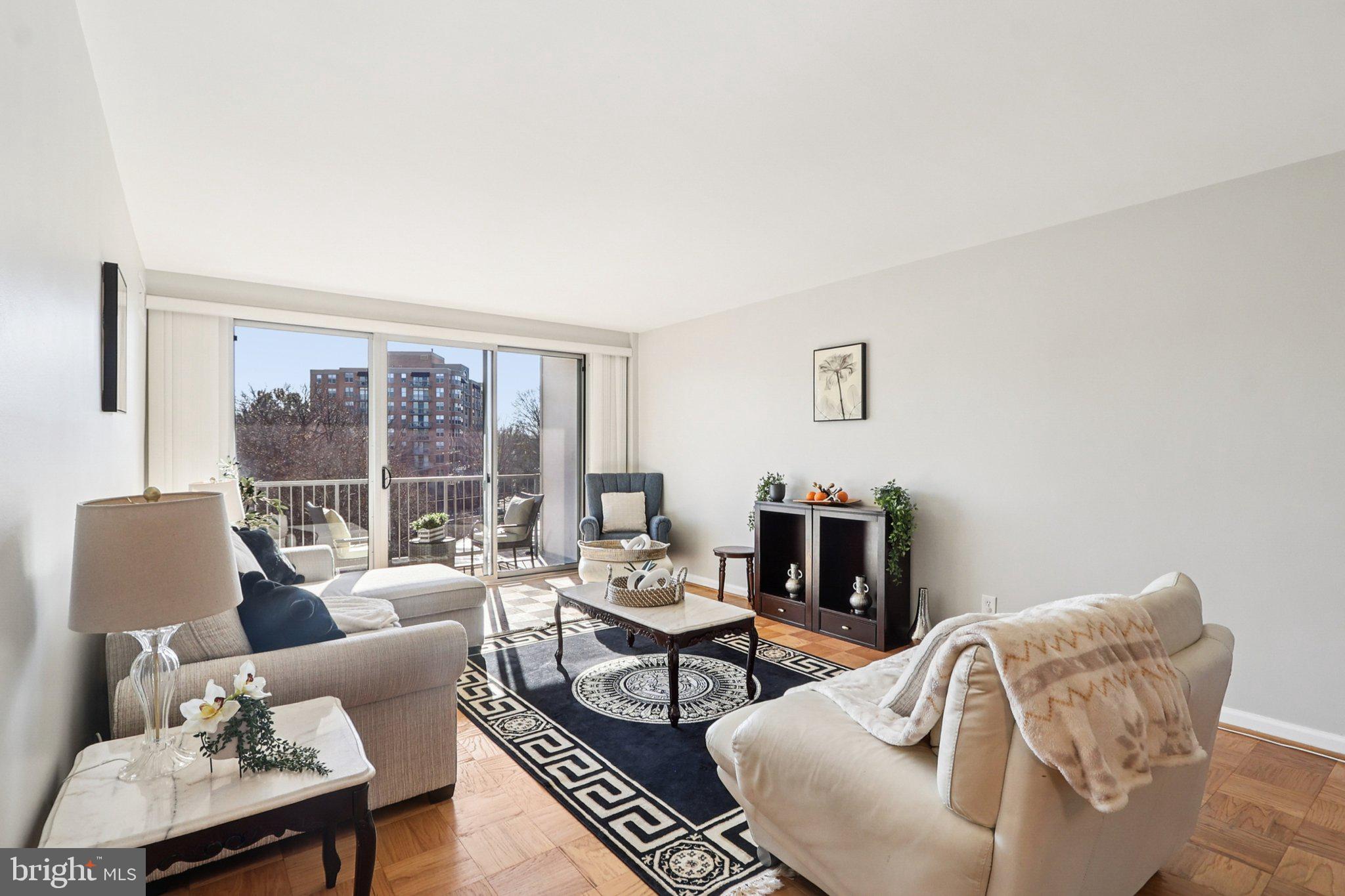 Real estate listing preview #2