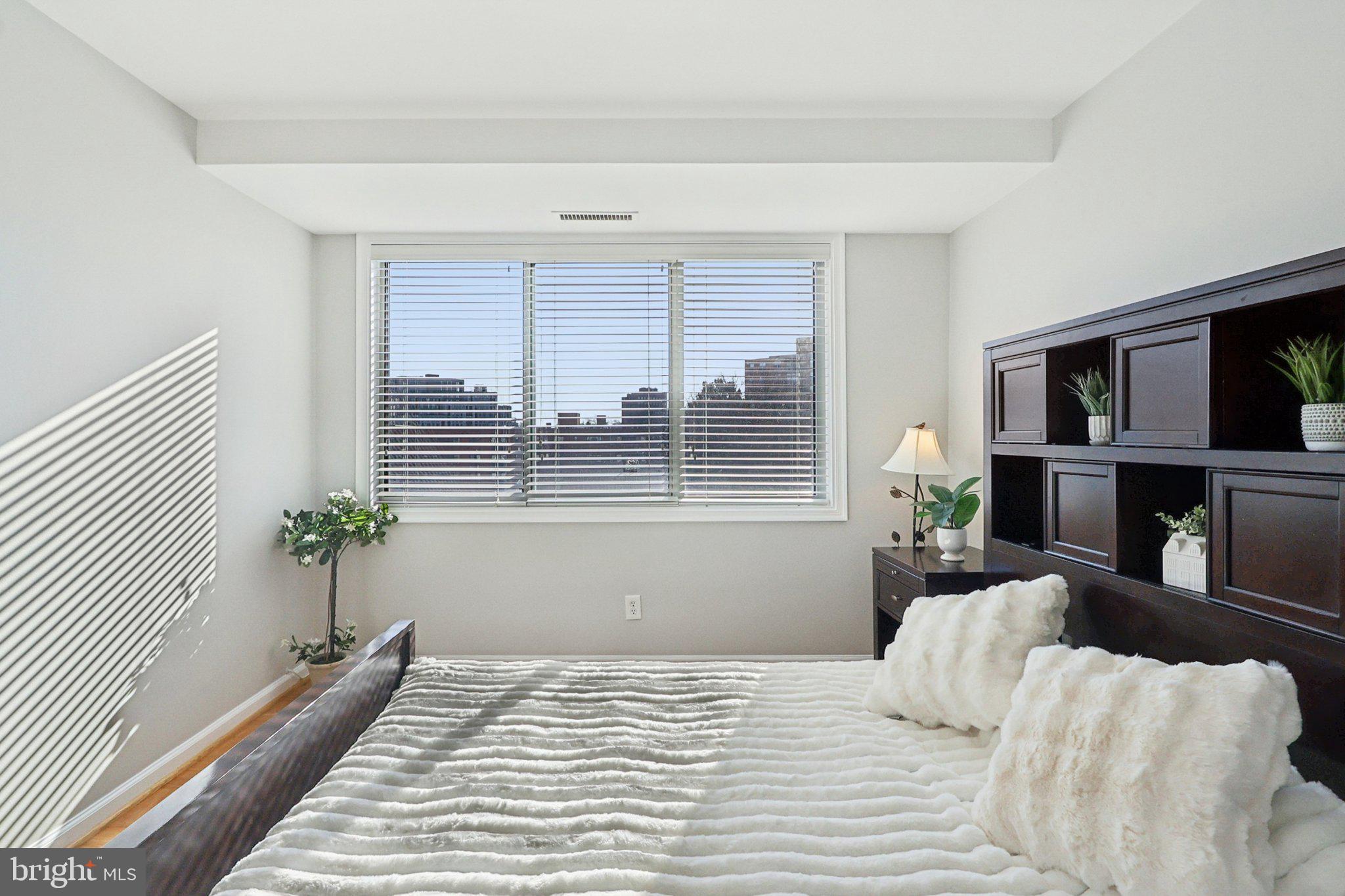 Real estate listing preview #17