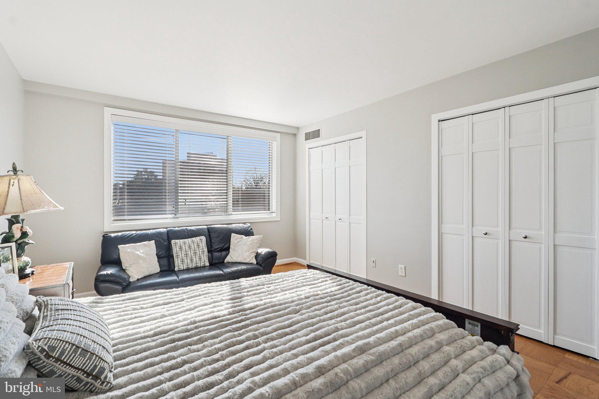 Real estate listing preview #24