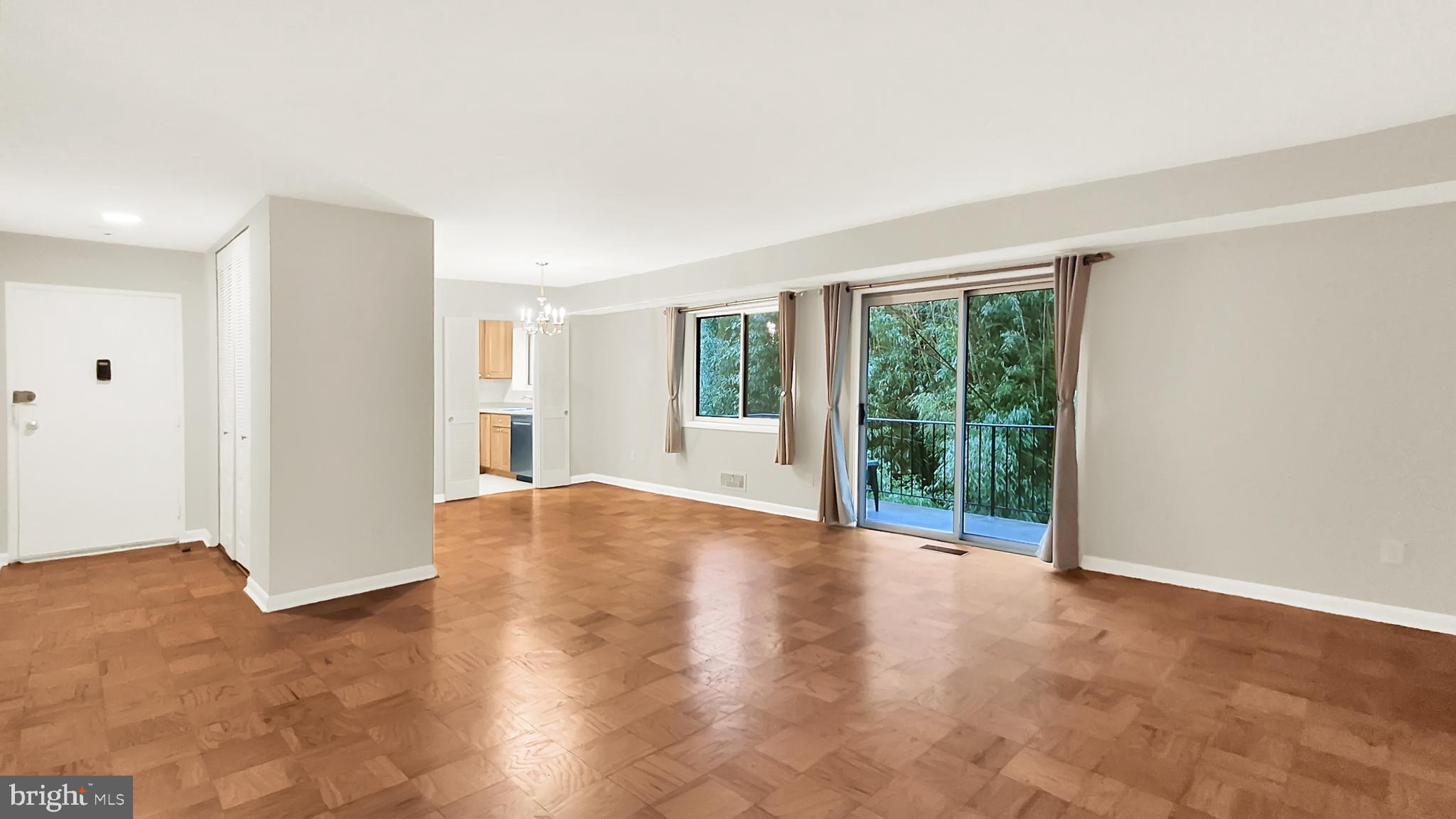 Real estate listing preview #15