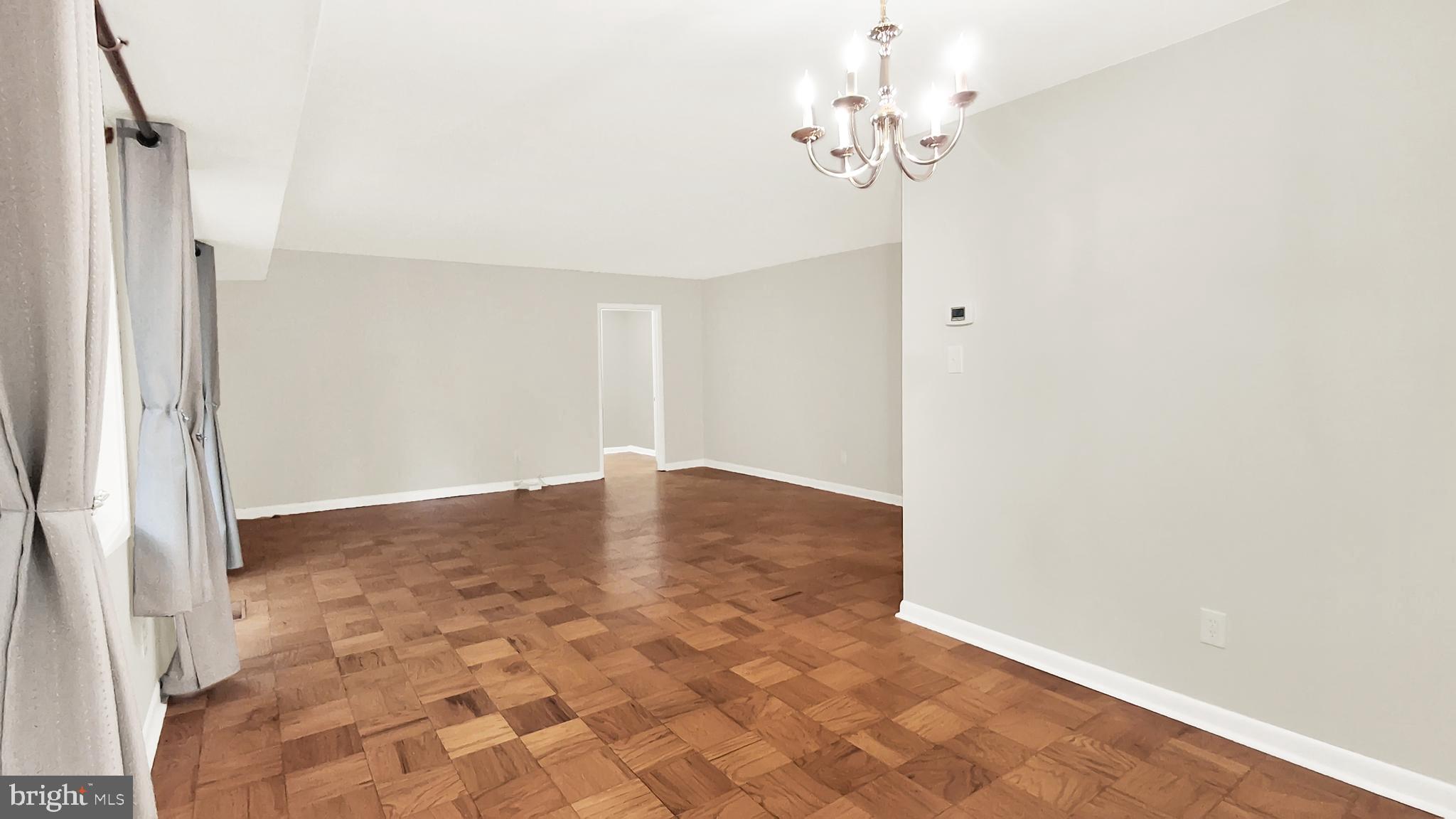 Real estate listing preview #17