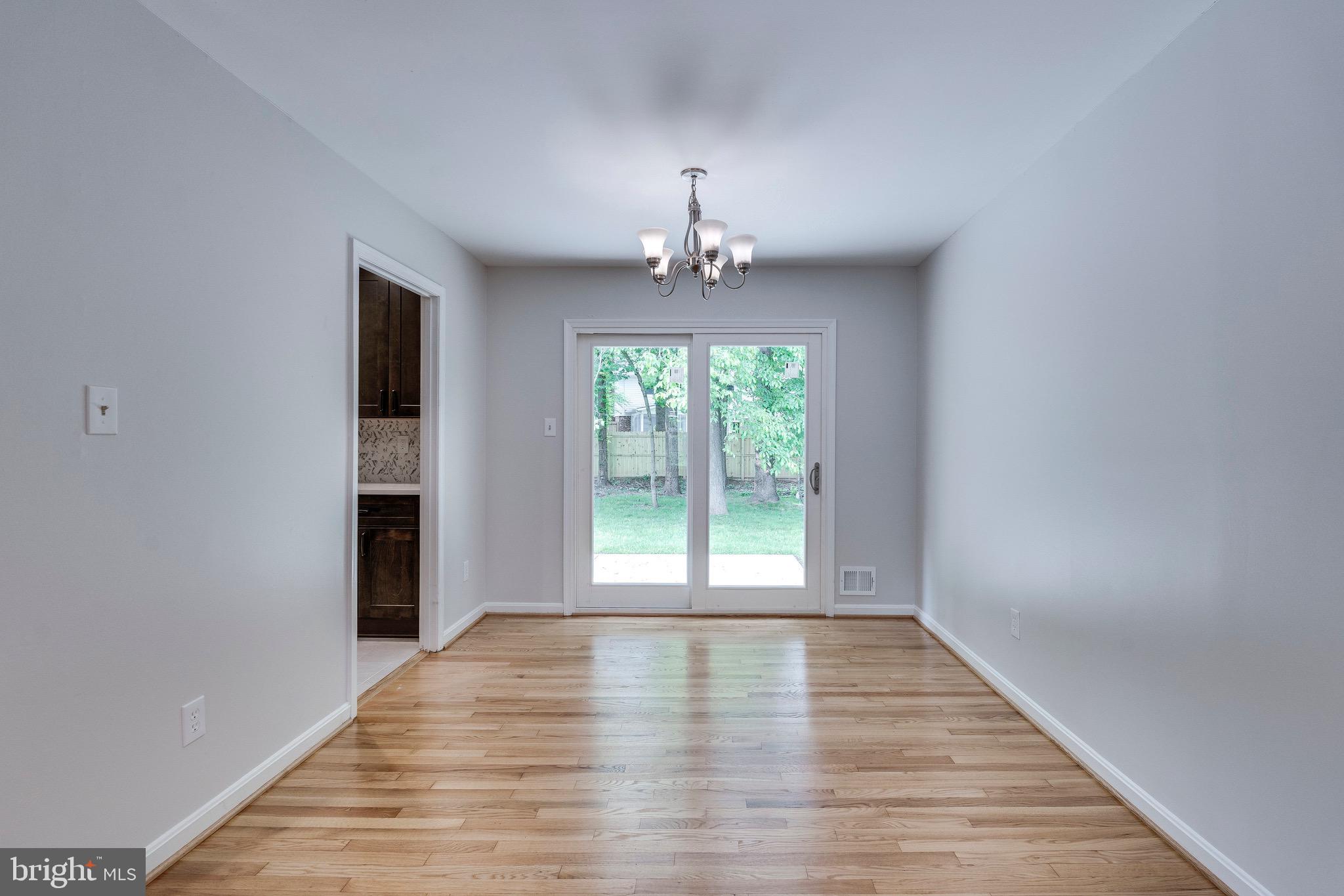 Real estate listing preview #13