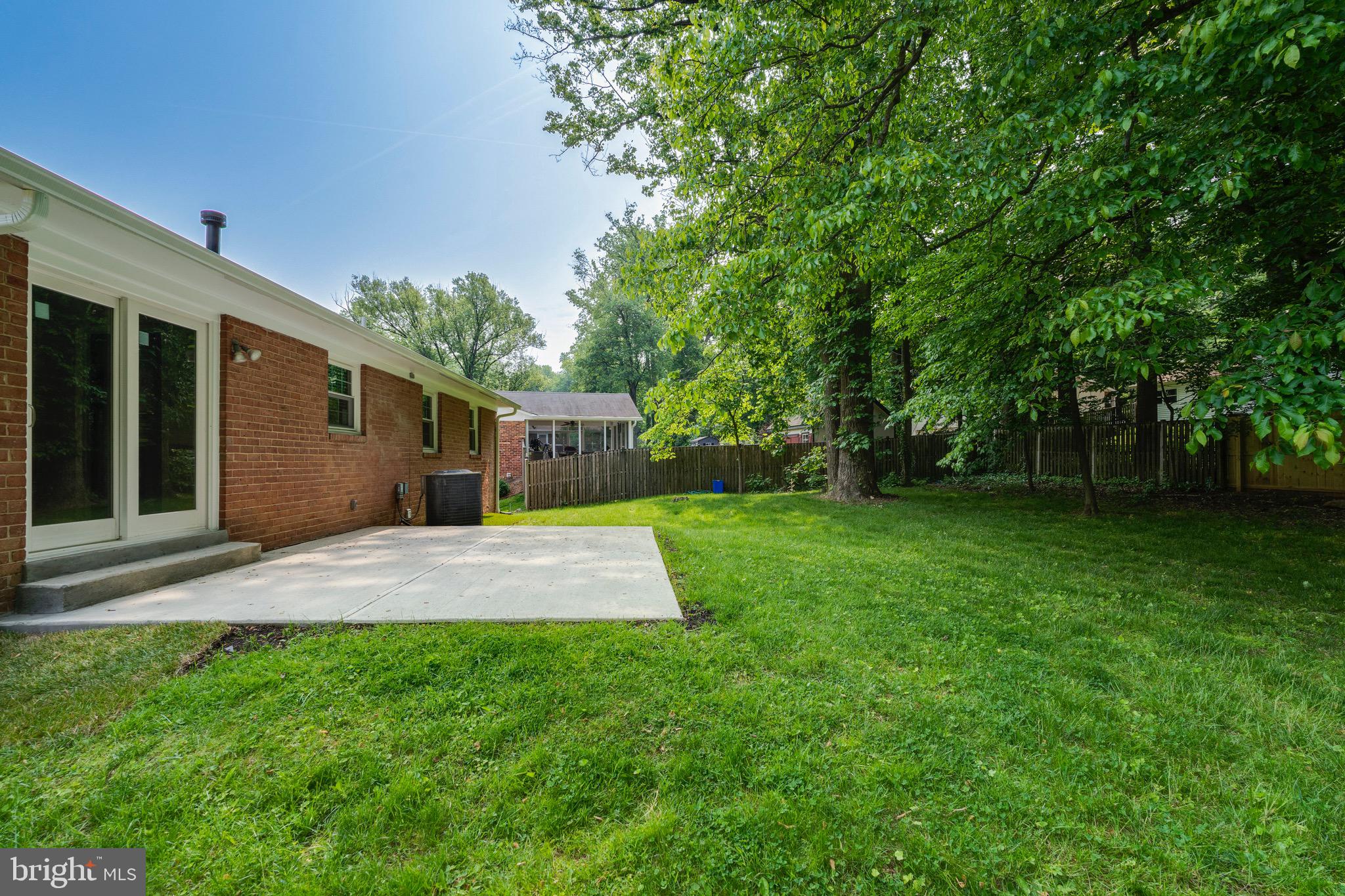 Real estate listing preview #24