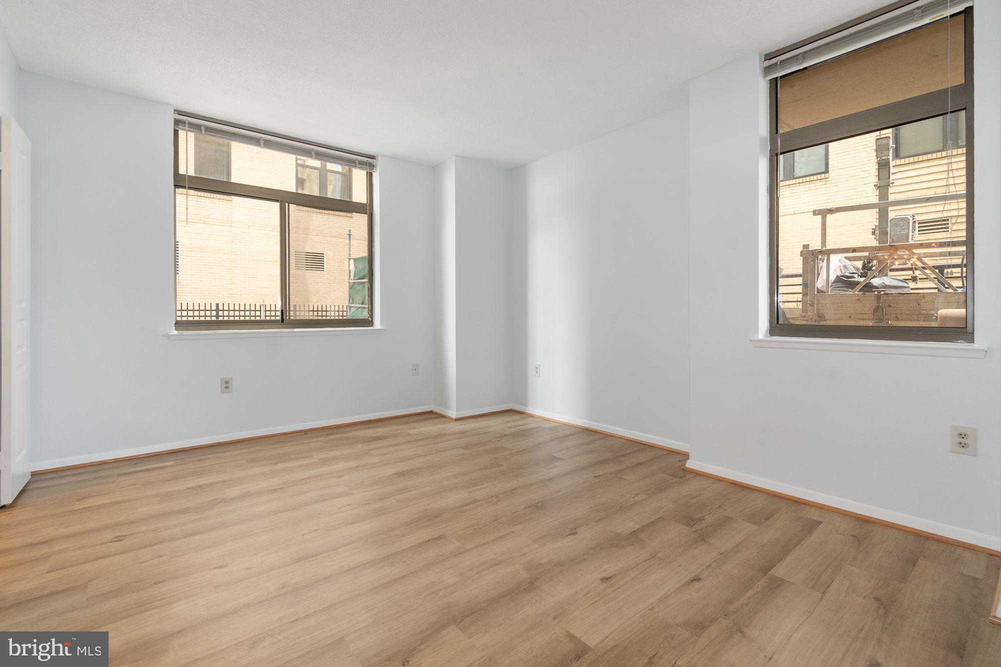 Real estate listing preview #11