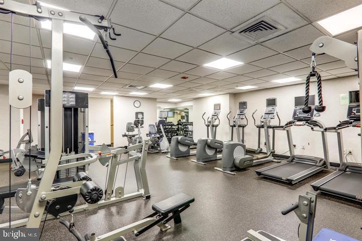 Real estate listing preview #16