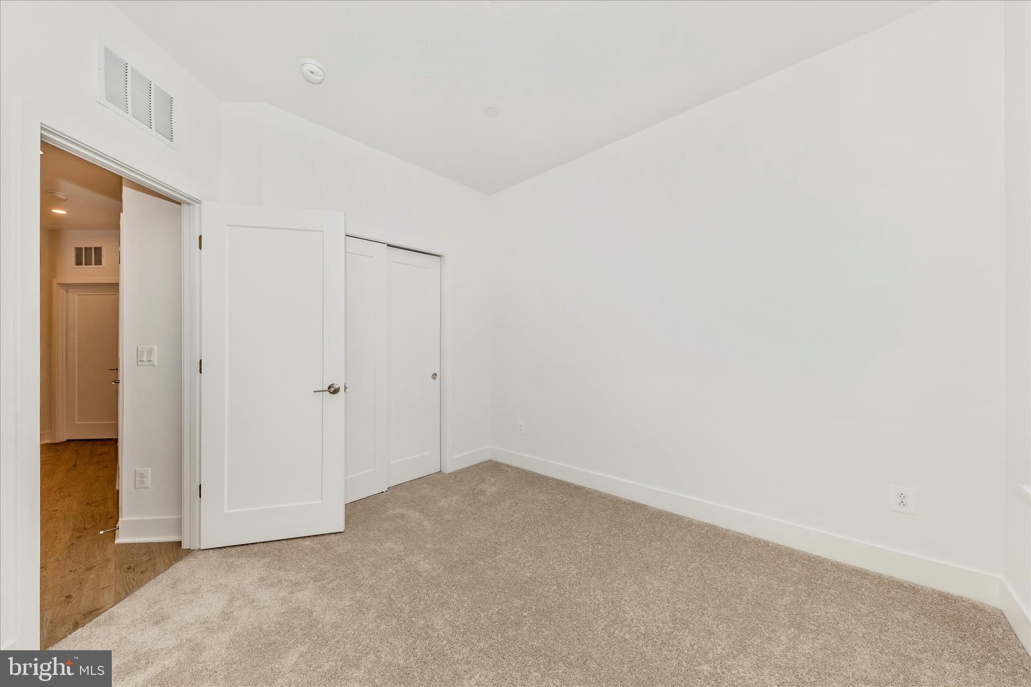 Real estate listing preview #27