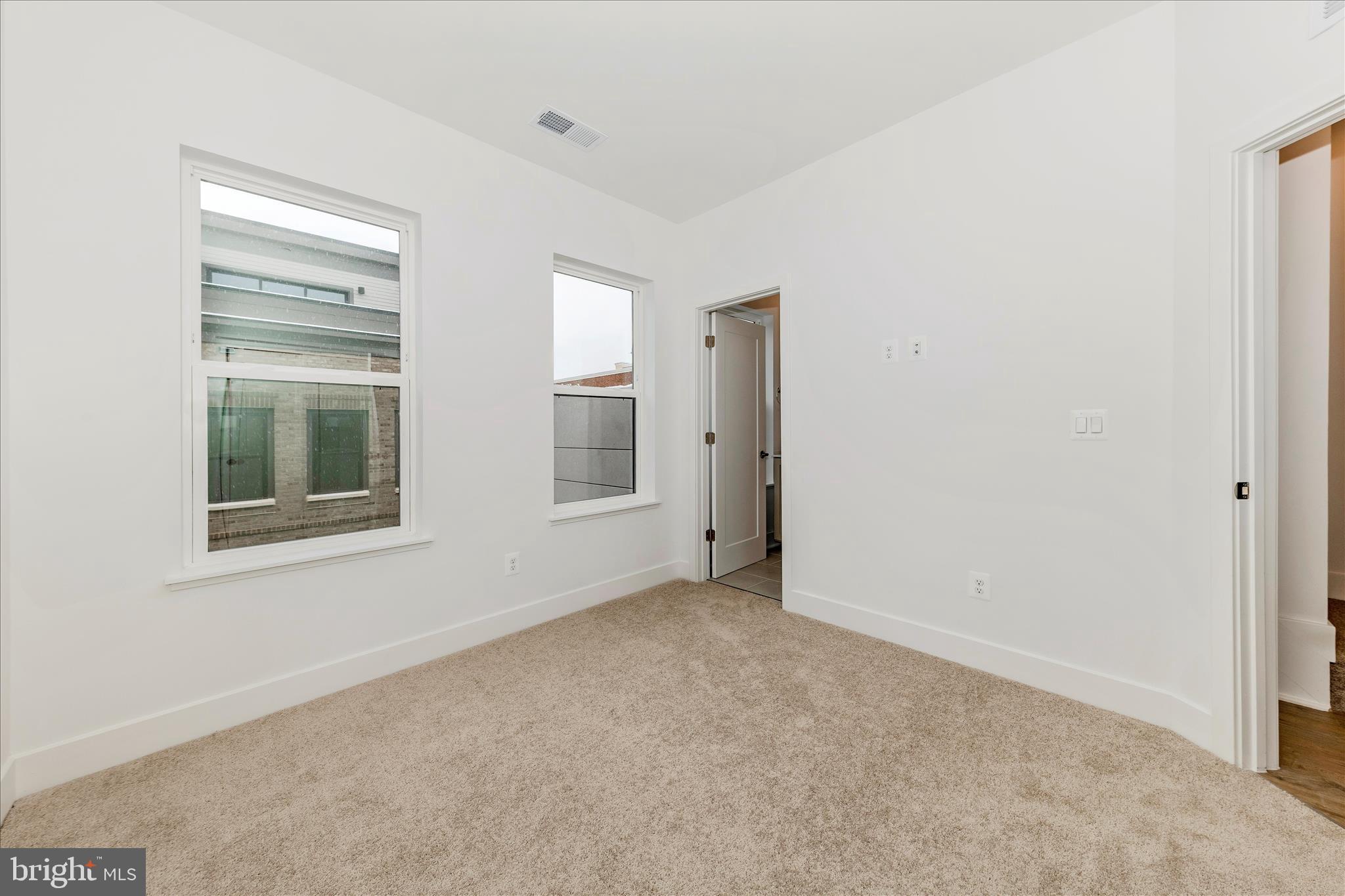 Real estate listing preview #26