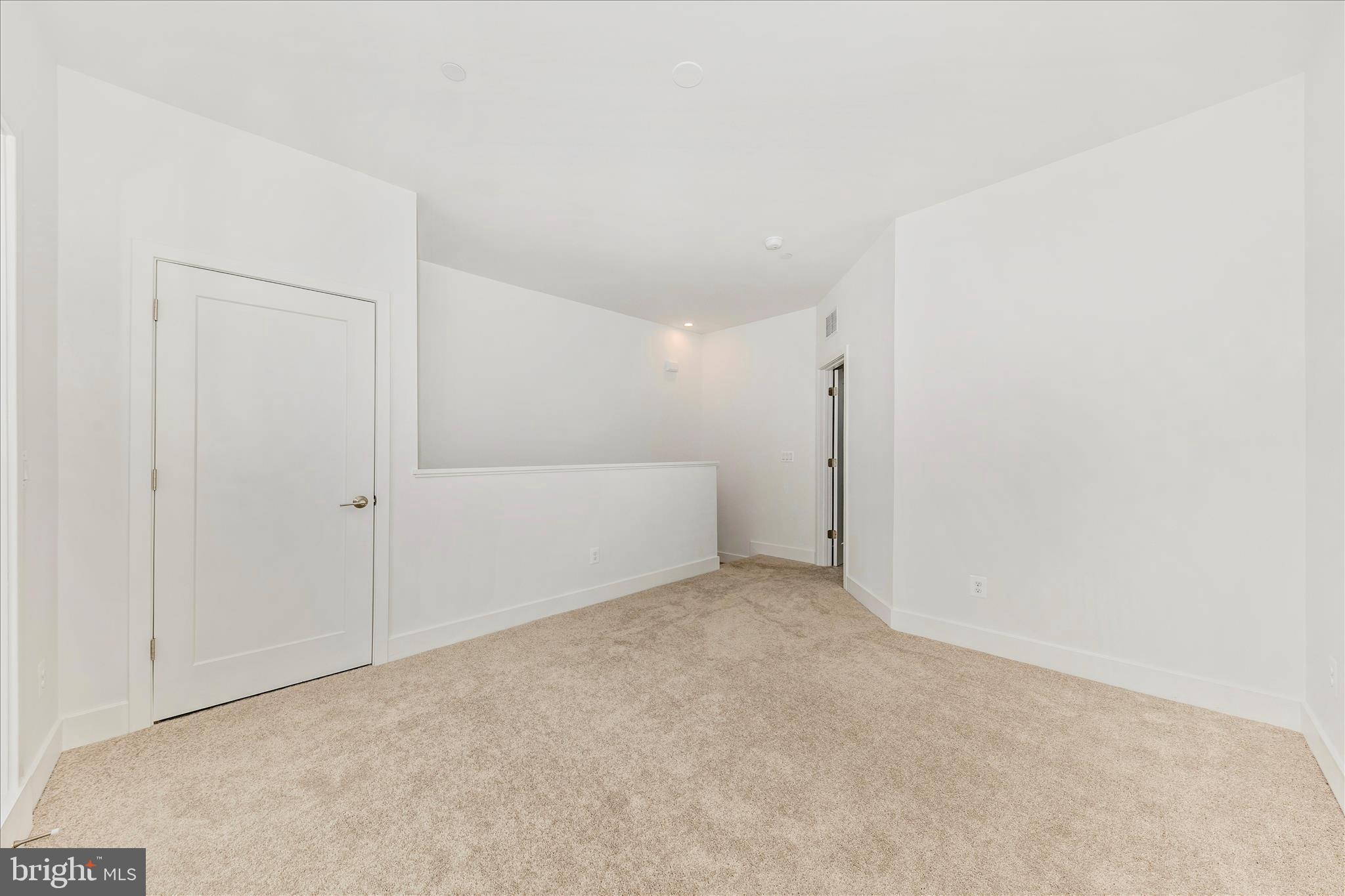 Real estate listing preview #34