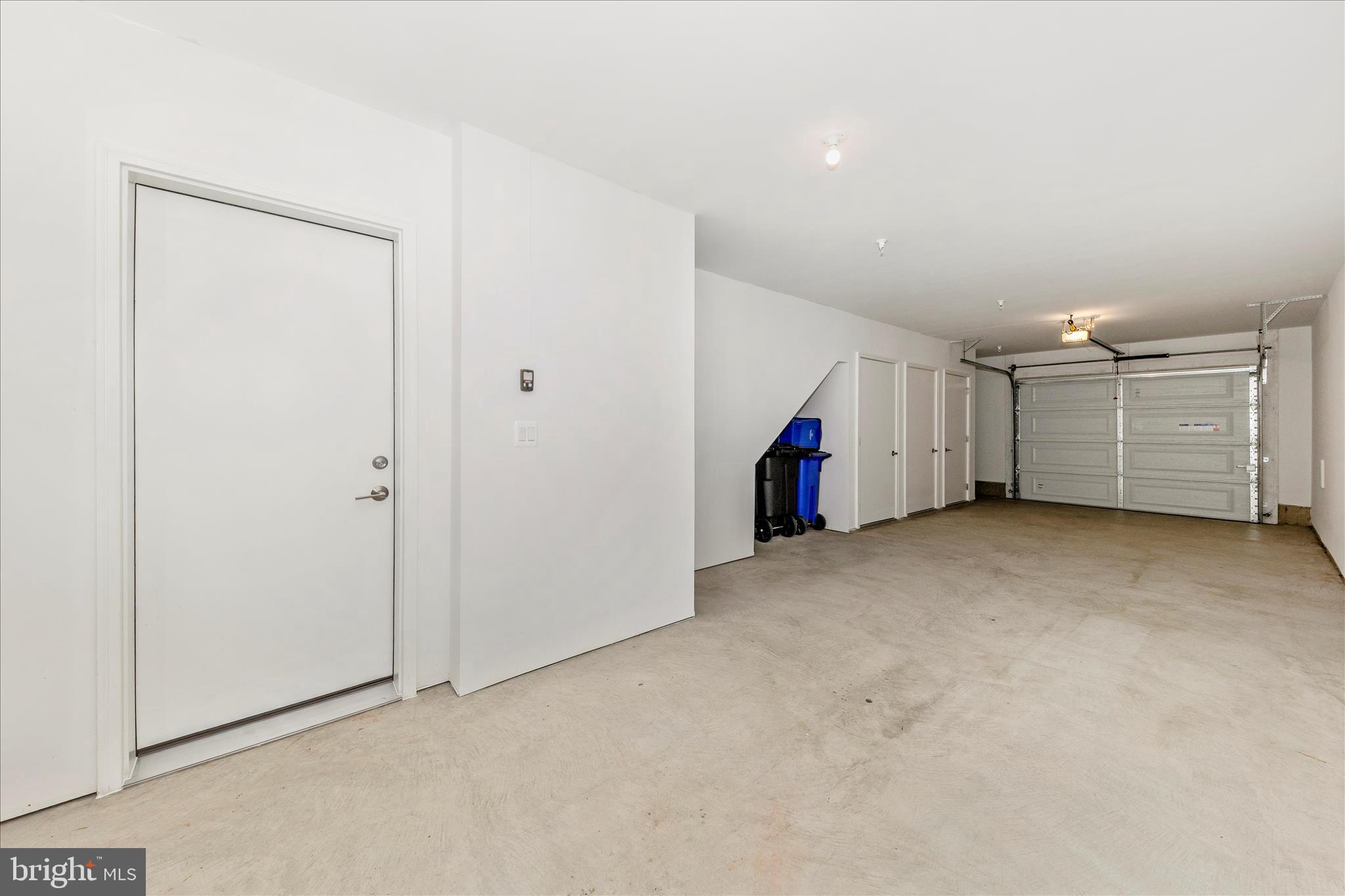 Real estate listing preview #3