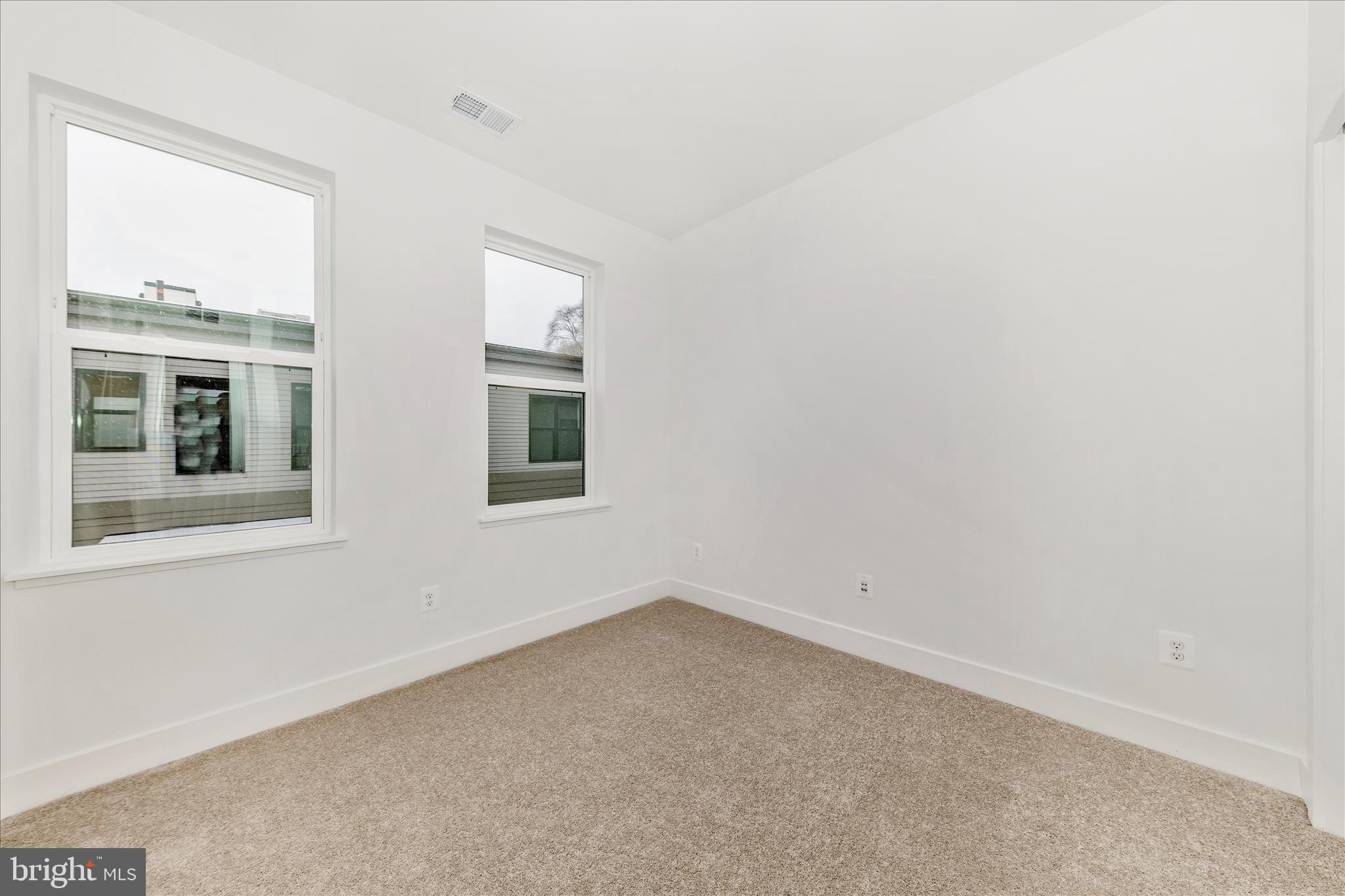 Real estate listing preview #36