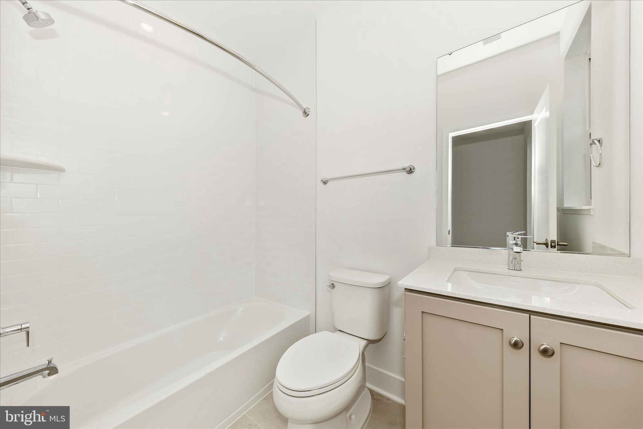 Real estate listing preview #38