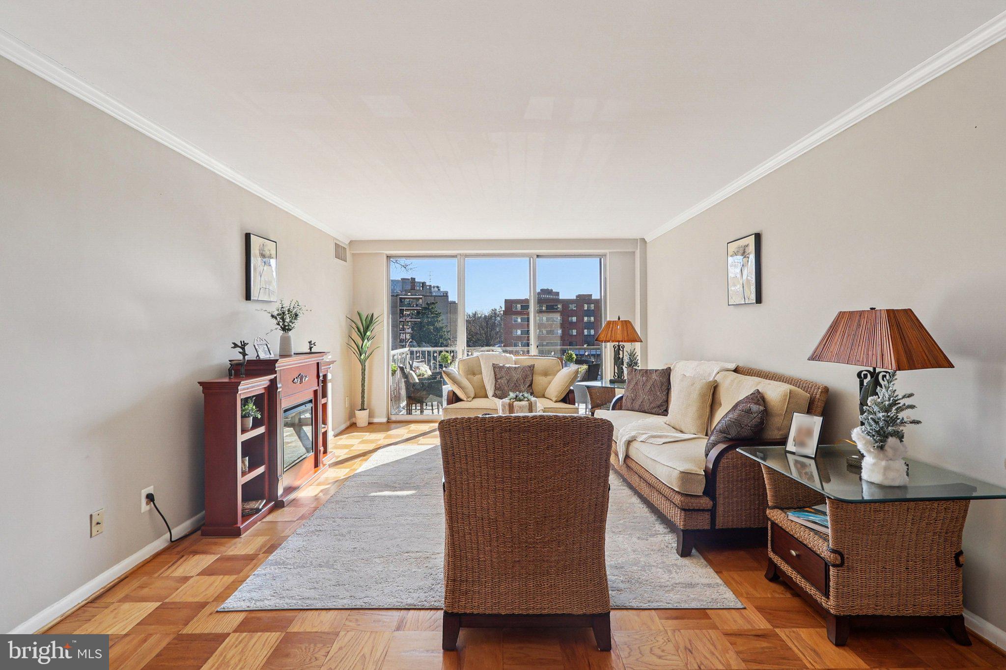 Real estate listing preview #3