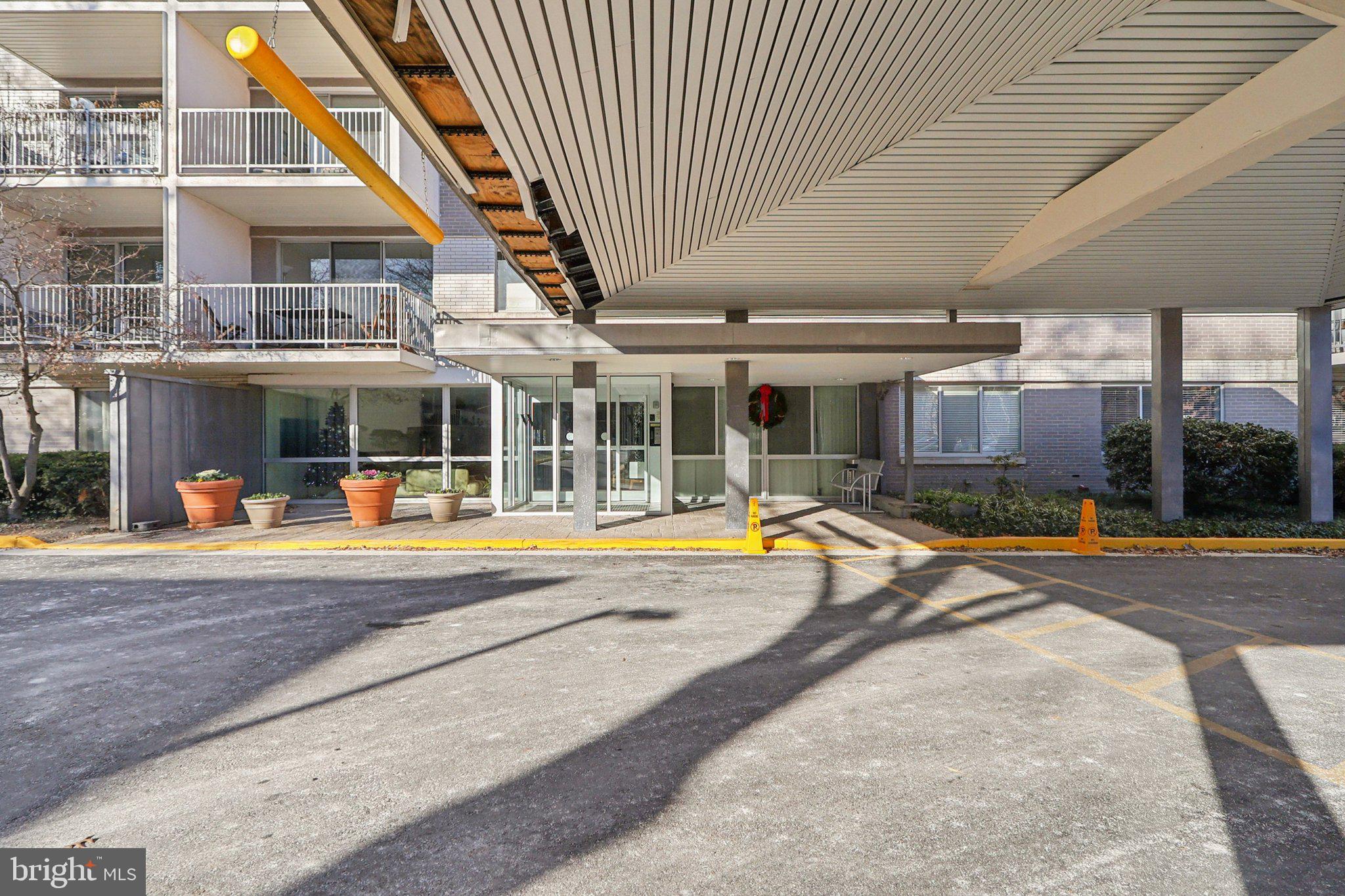 Real estate listing preview #25