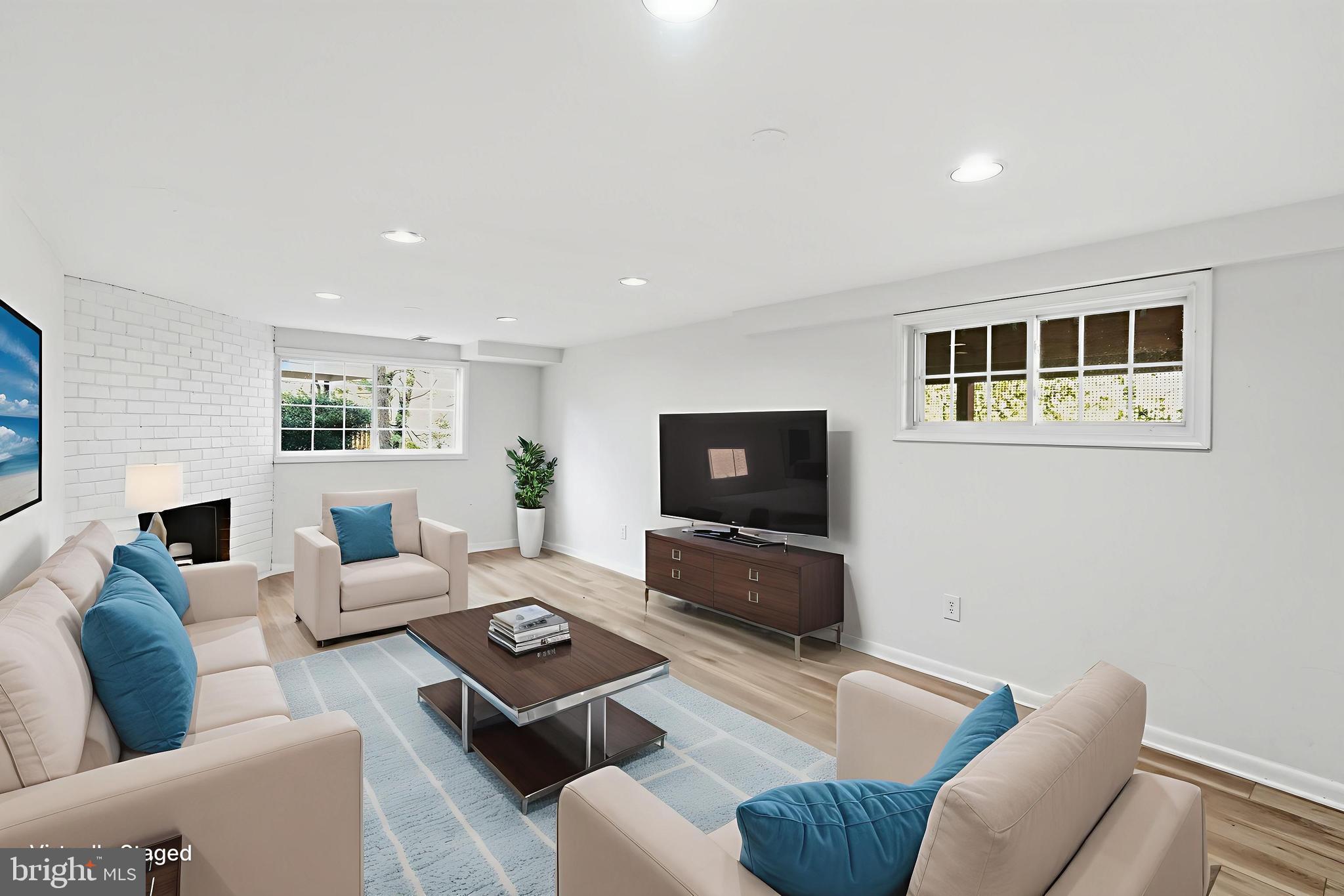 Real estate listing preview #18