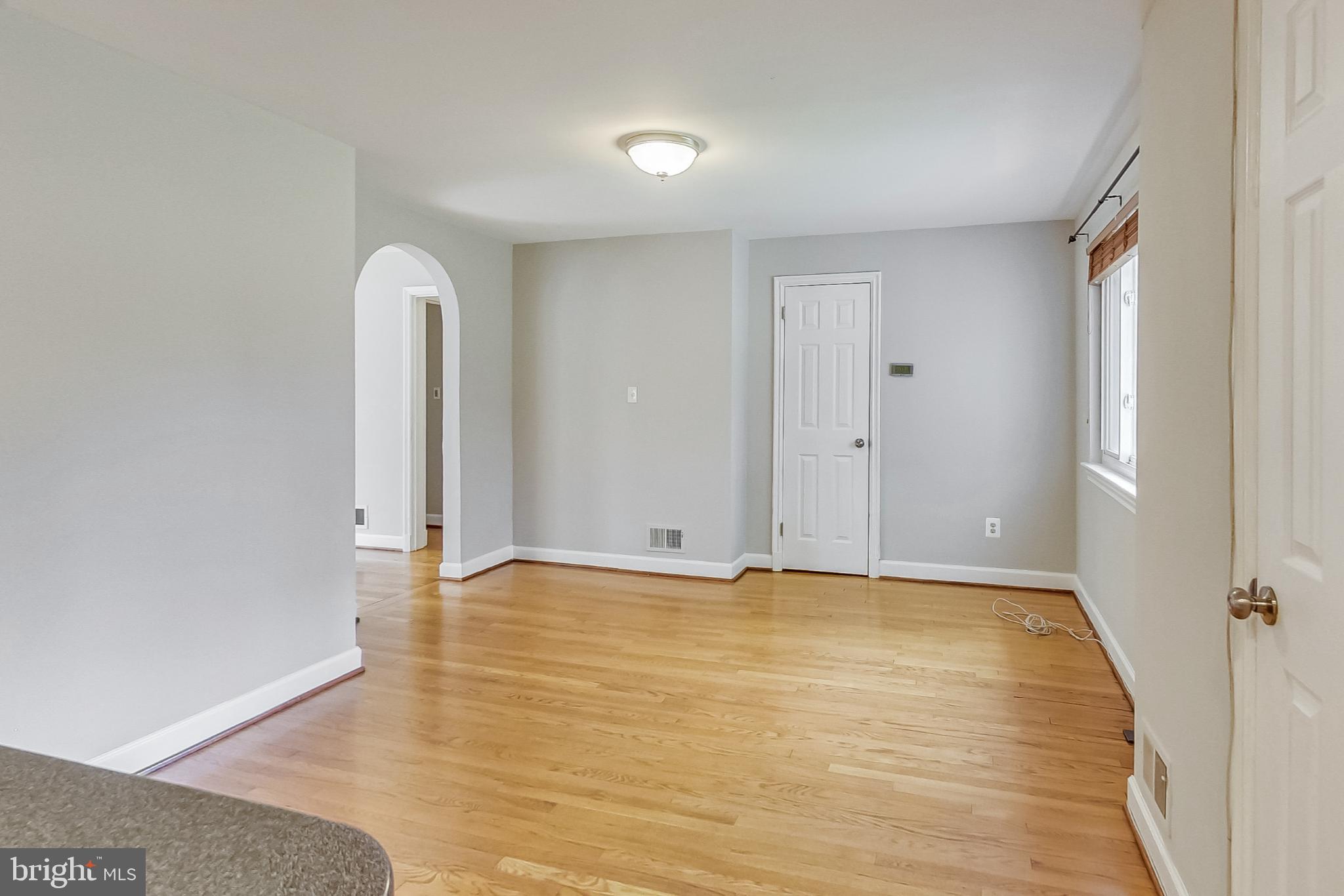 Real estate listing preview #18