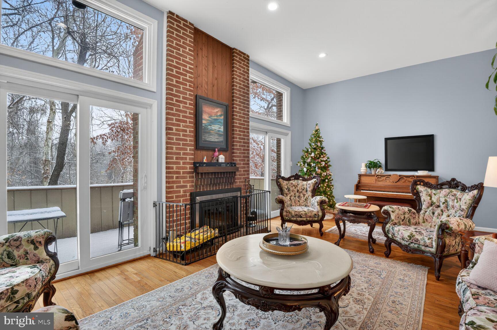 Real estate listing preview #4