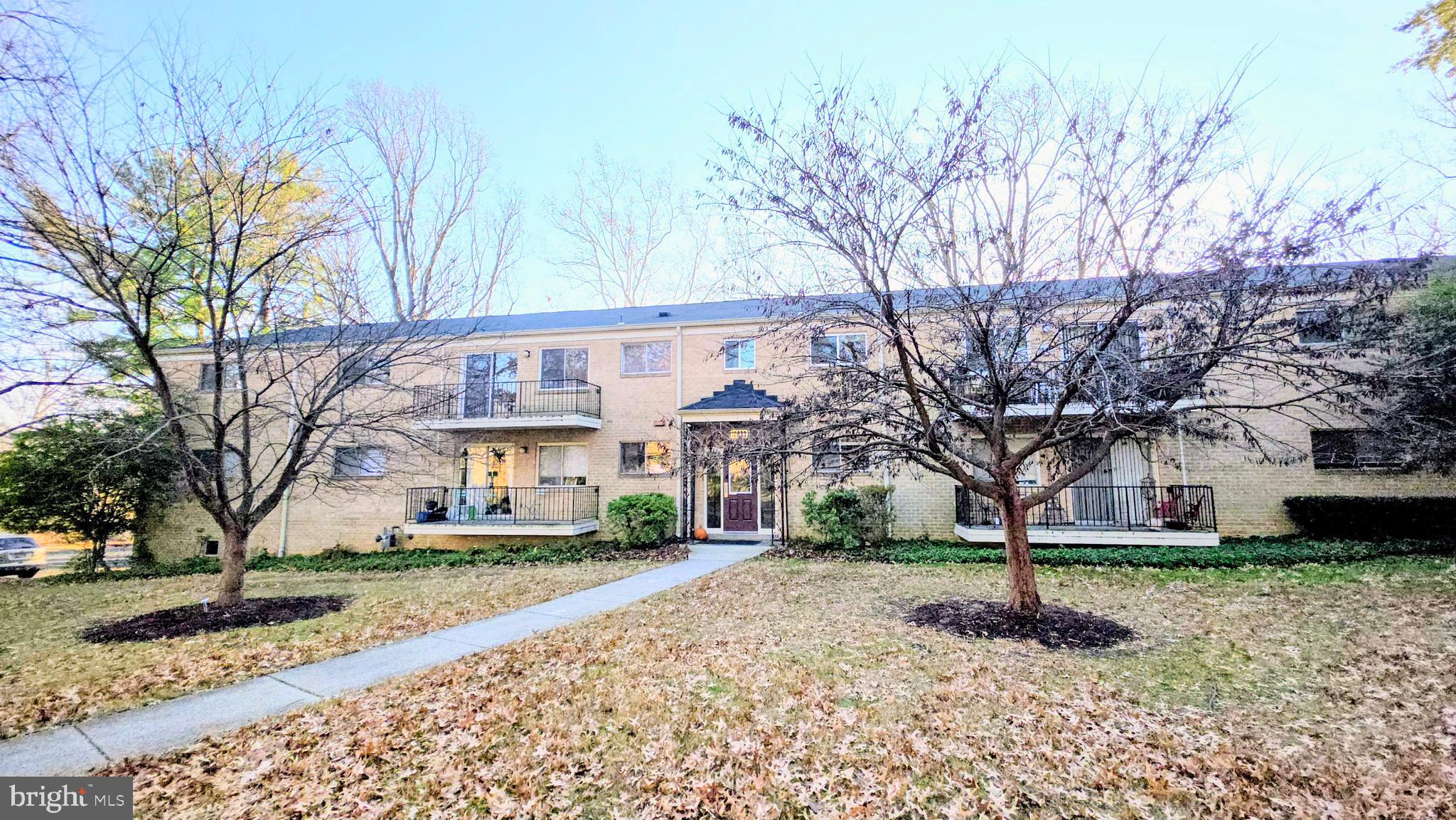 Real estate listing preview #2