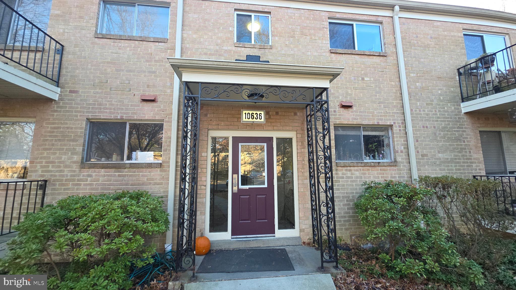 Real estate listing preview #8