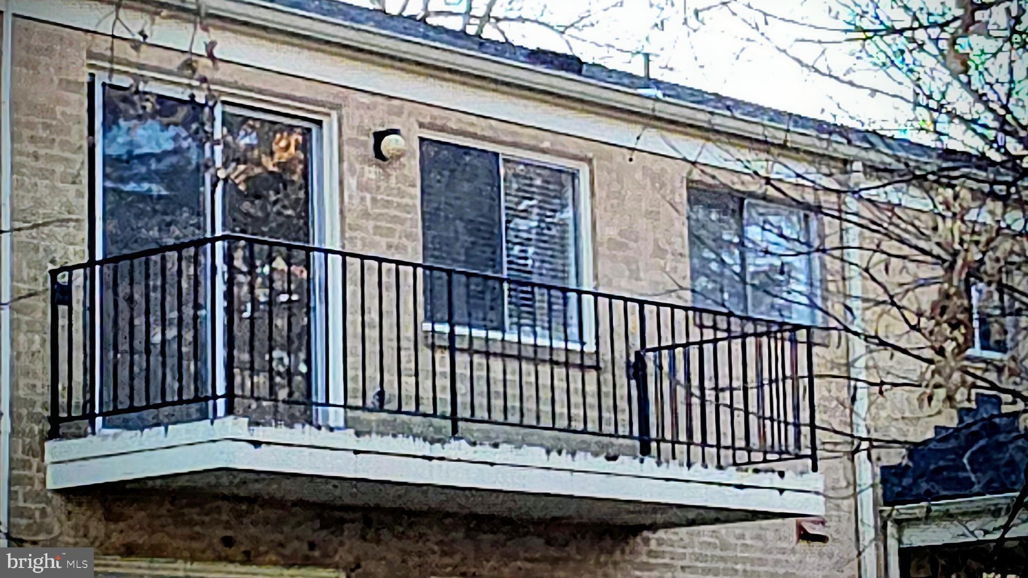 Real estate listing preview #4