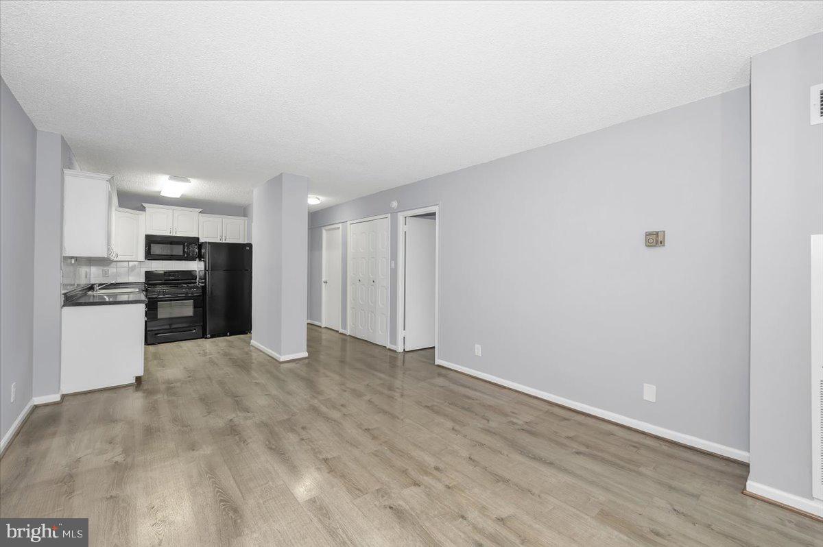 Real estate listing preview #9