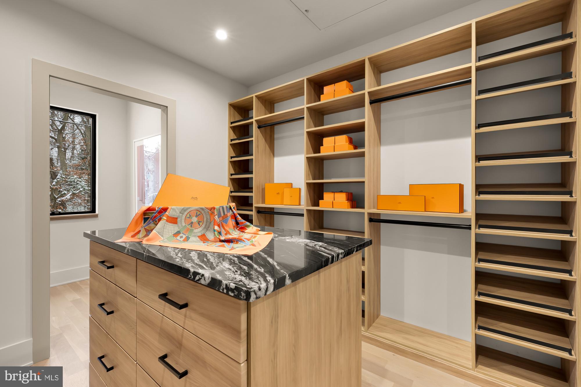 Real estate listing preview #48