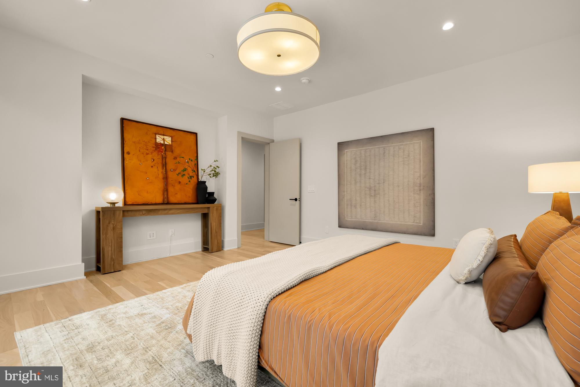 Real estate listing preview #40