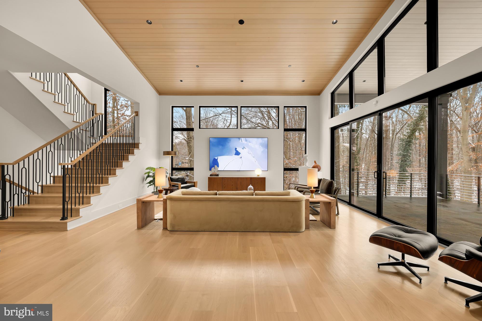 Real estate listing preview #17