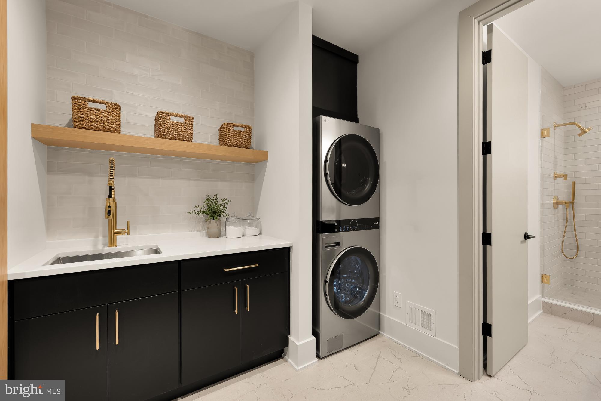 Real estate listing preview #33