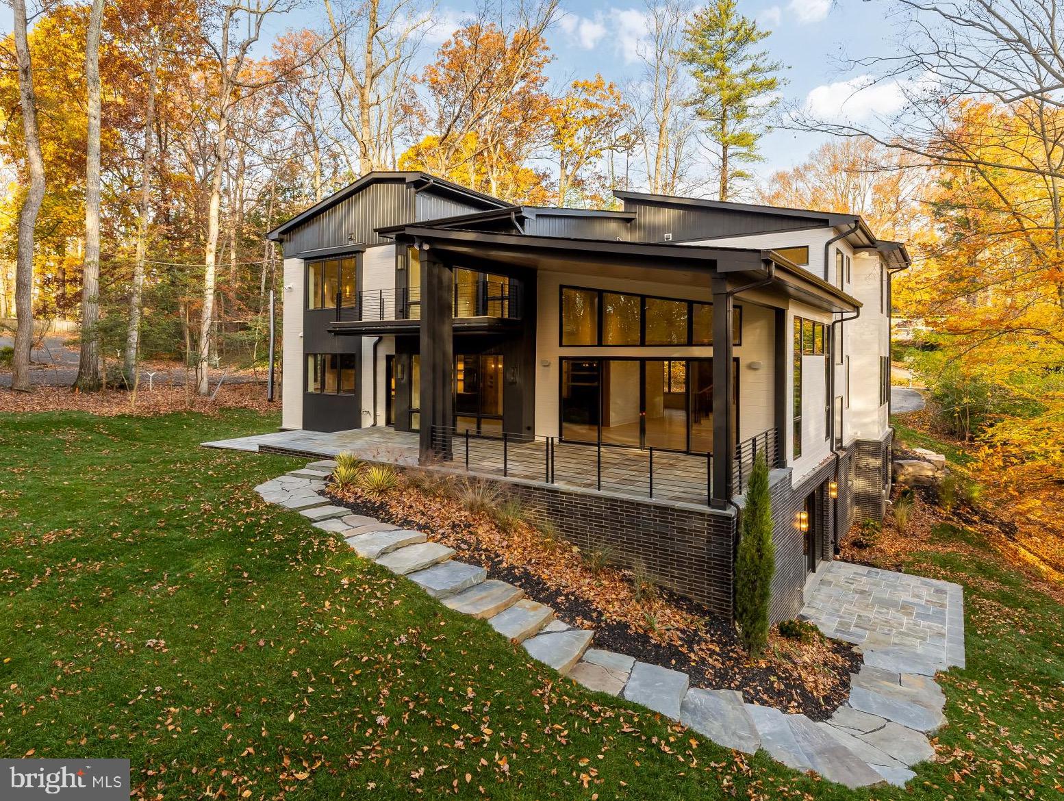 Real estate listing preview #81