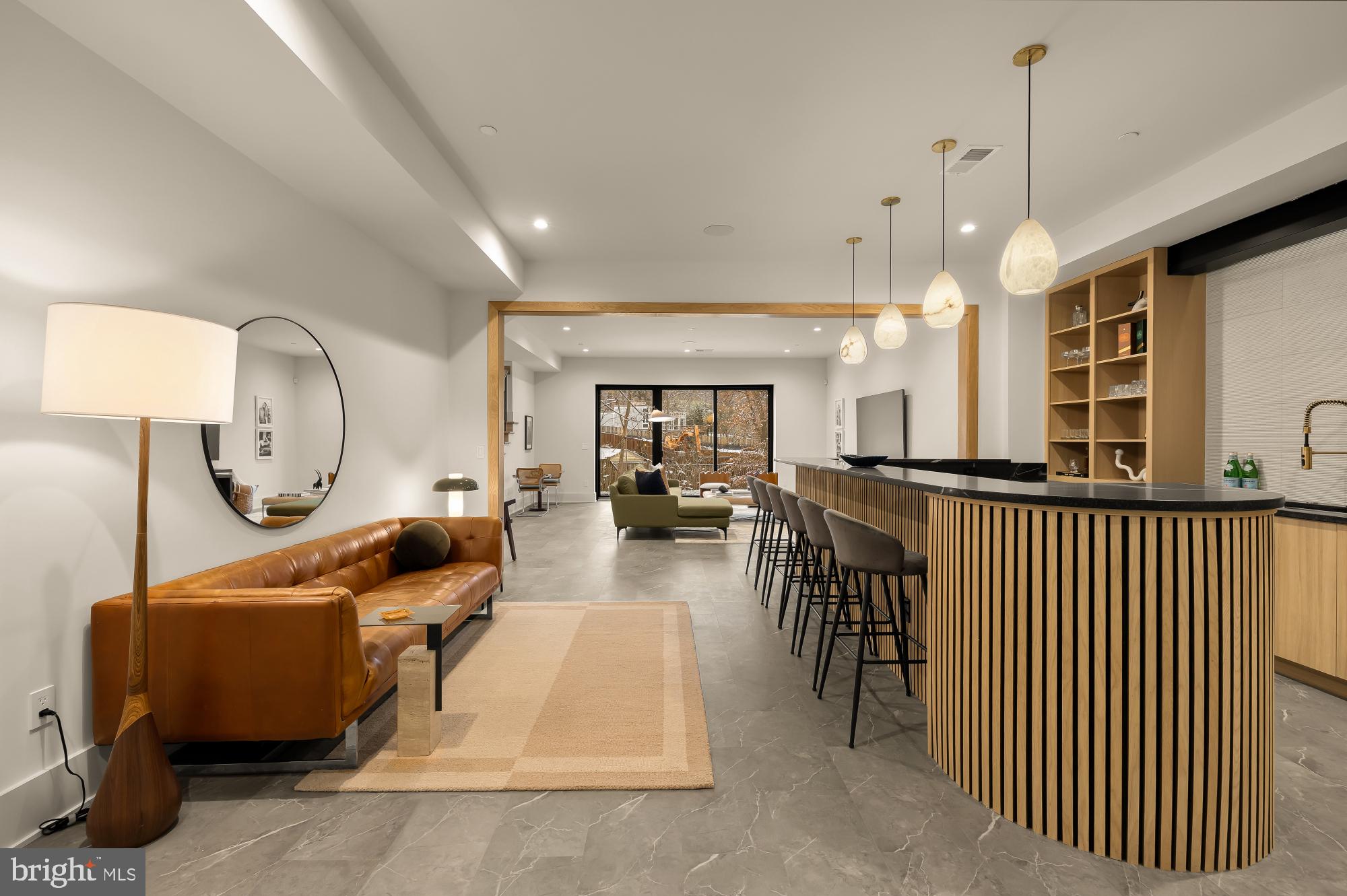 Real estate listing preview #6