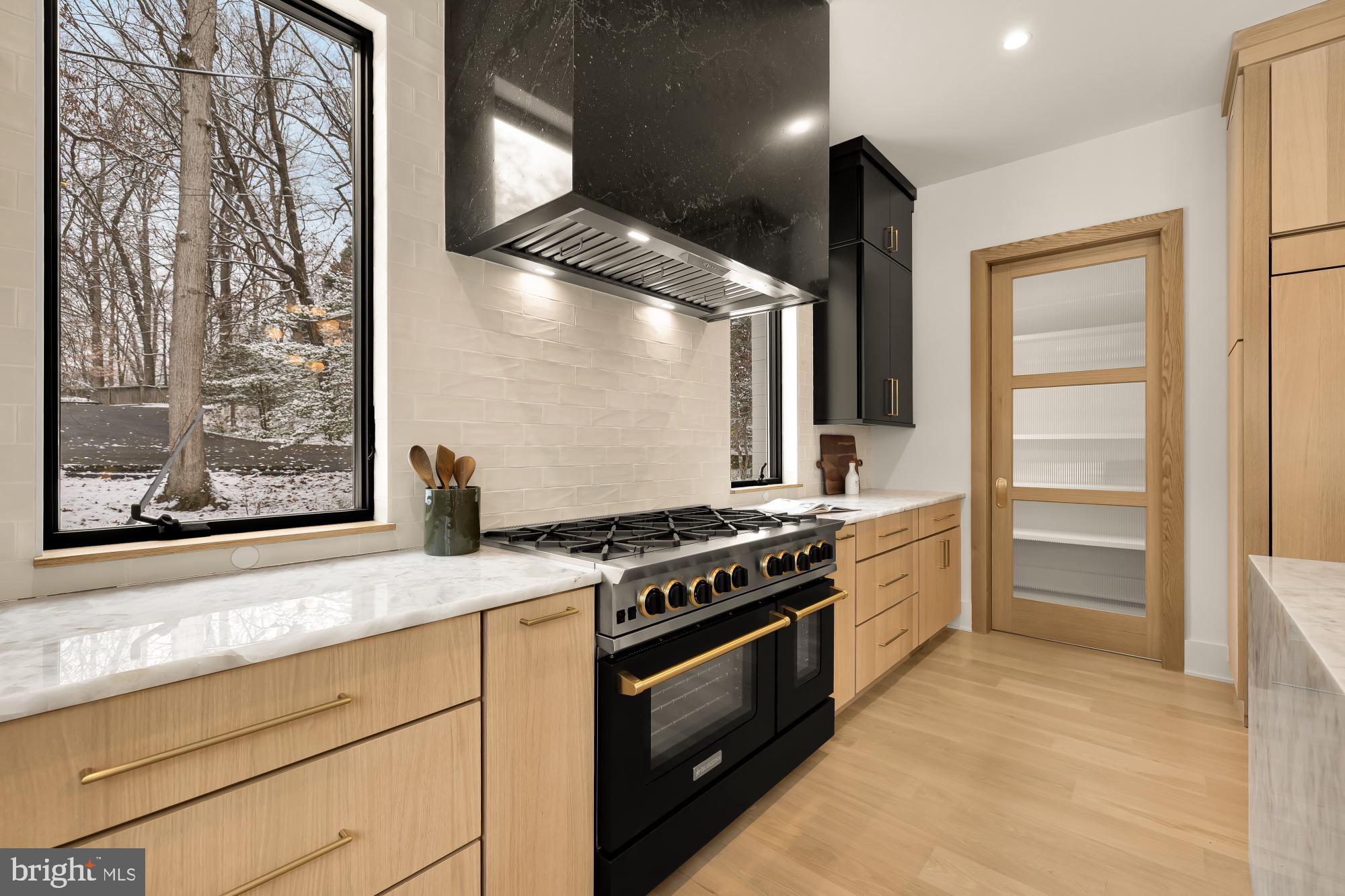 Real estate listing preview #30