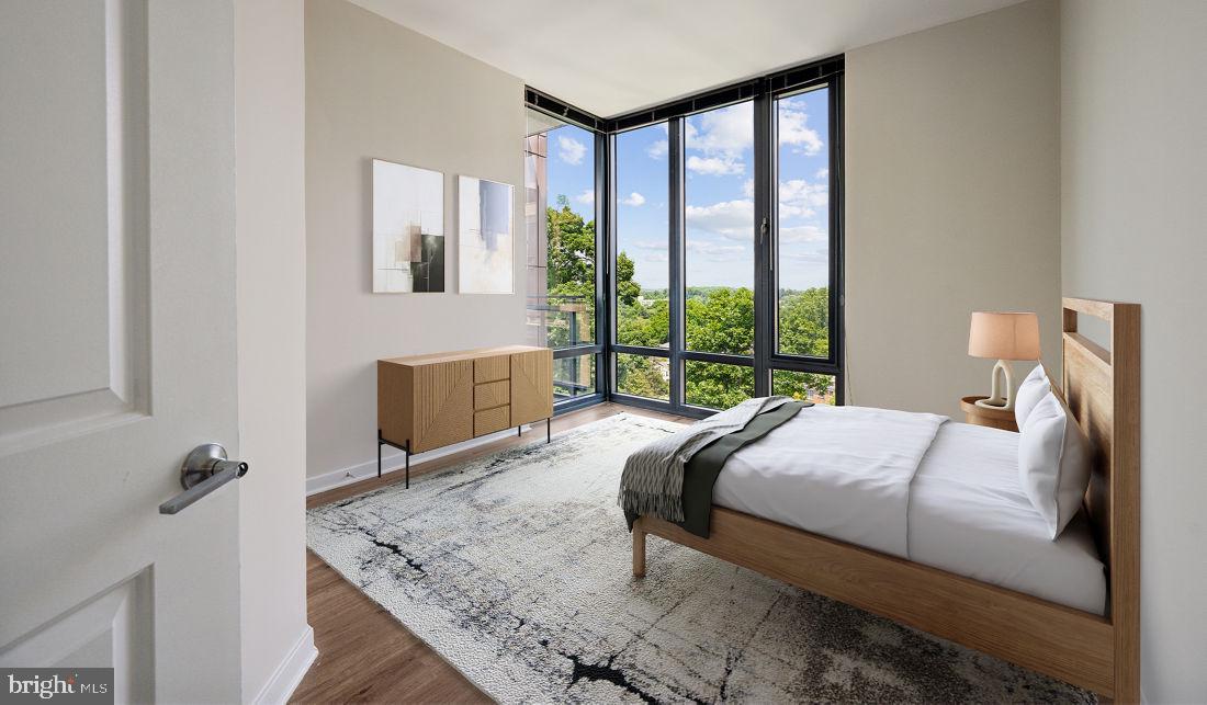 Real estate listing preview #13