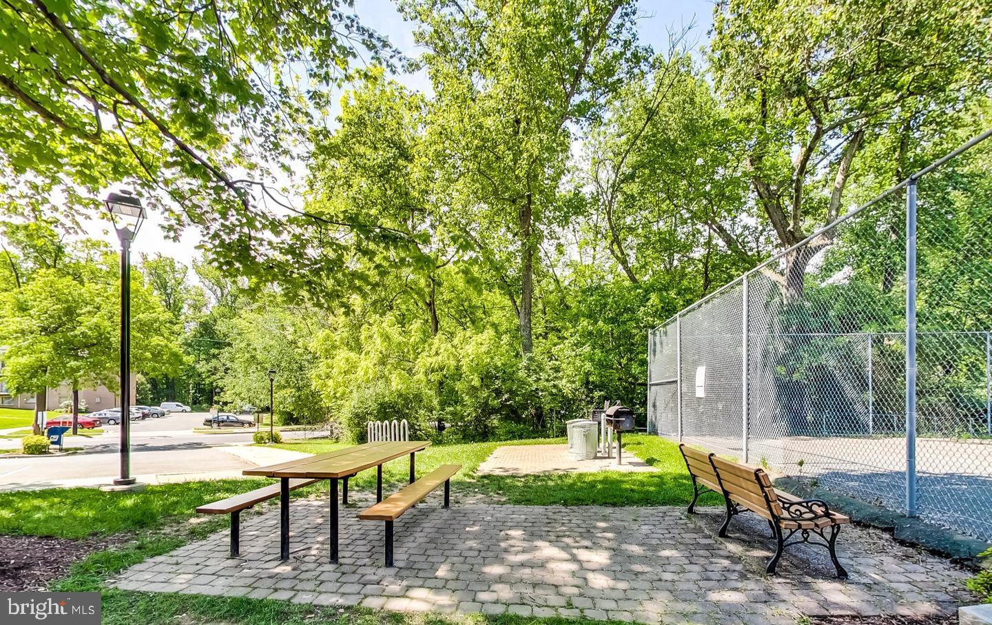 Real estate listing preview #23