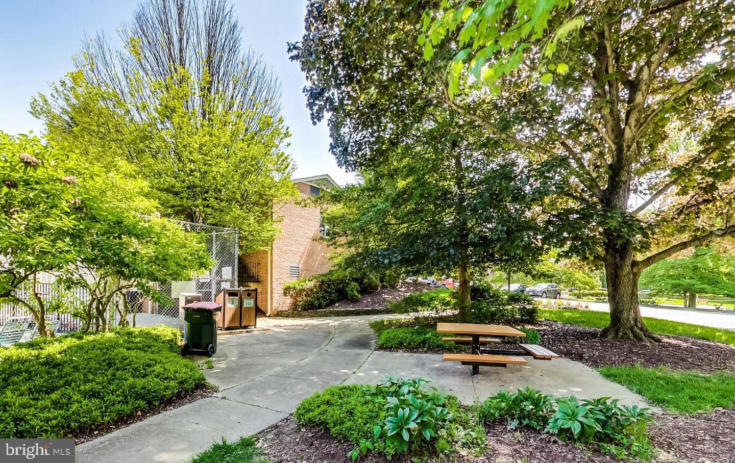 Real estate listing preview #22