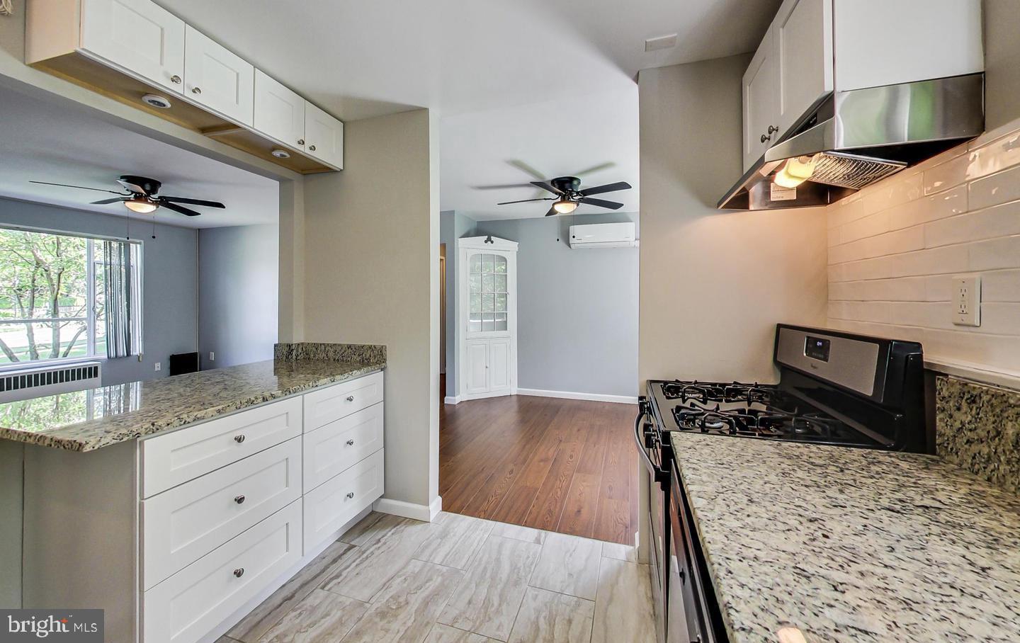 Real estate listing preview #4