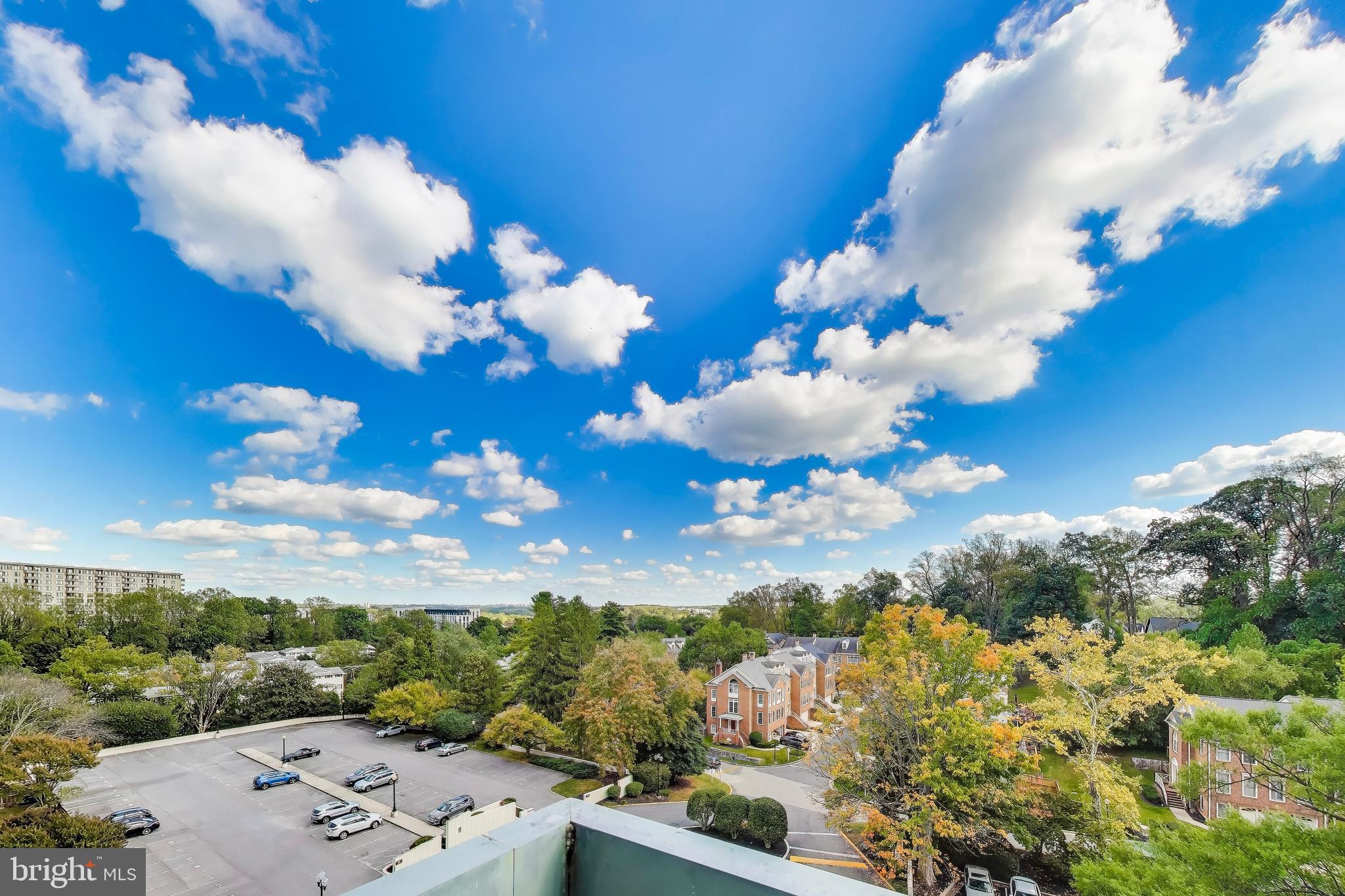 Real estate listing preview #25