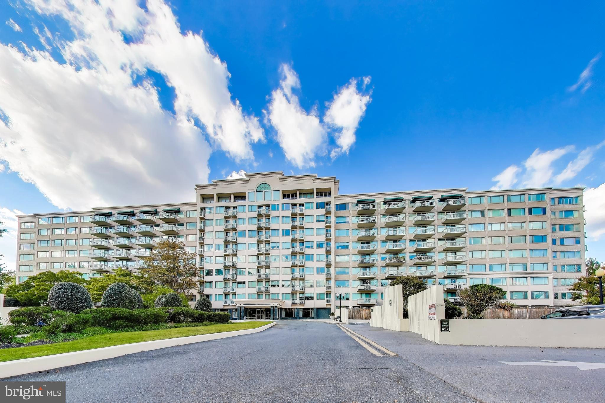 Real estate listing preview #1