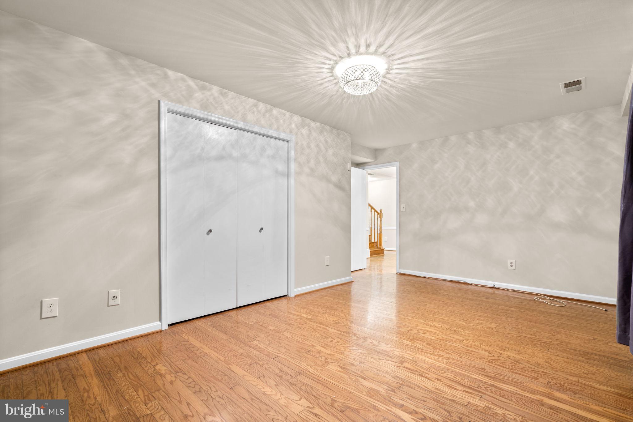 Real estate listing preview #42