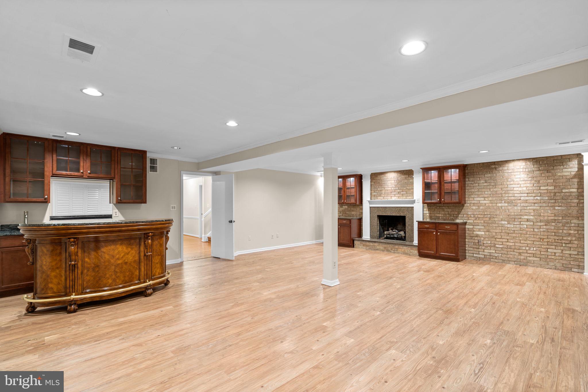 Real estate listing preview #38