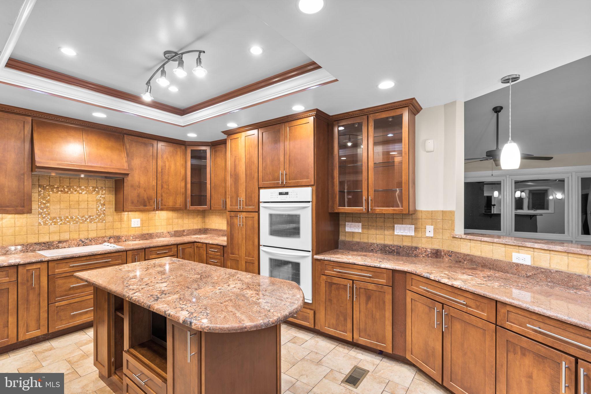 Real estate listing preview #15