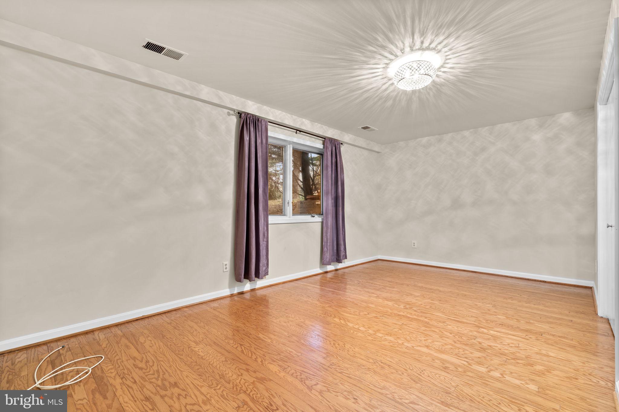 Real estate listing preview #43