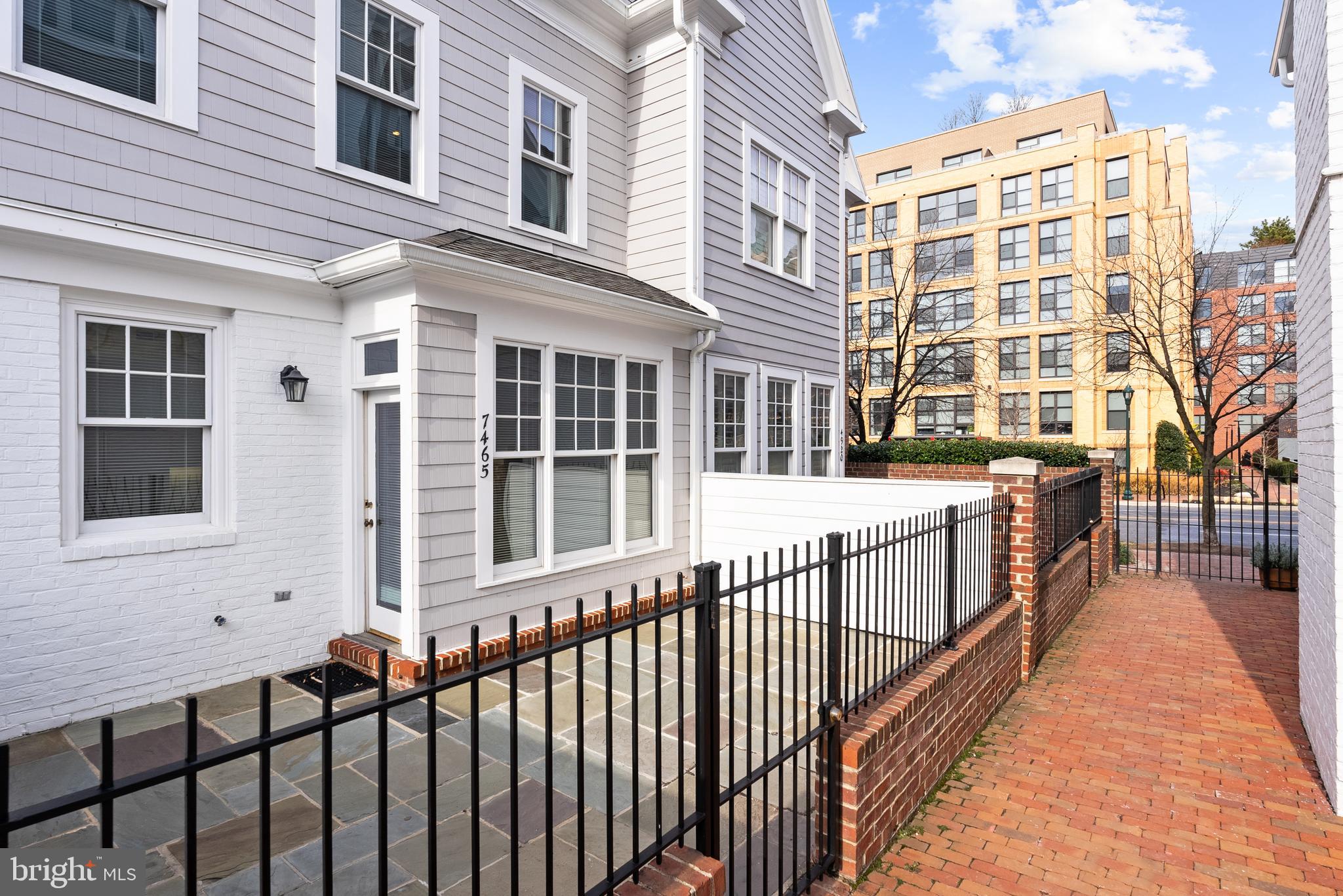 Real estate listing preview #13