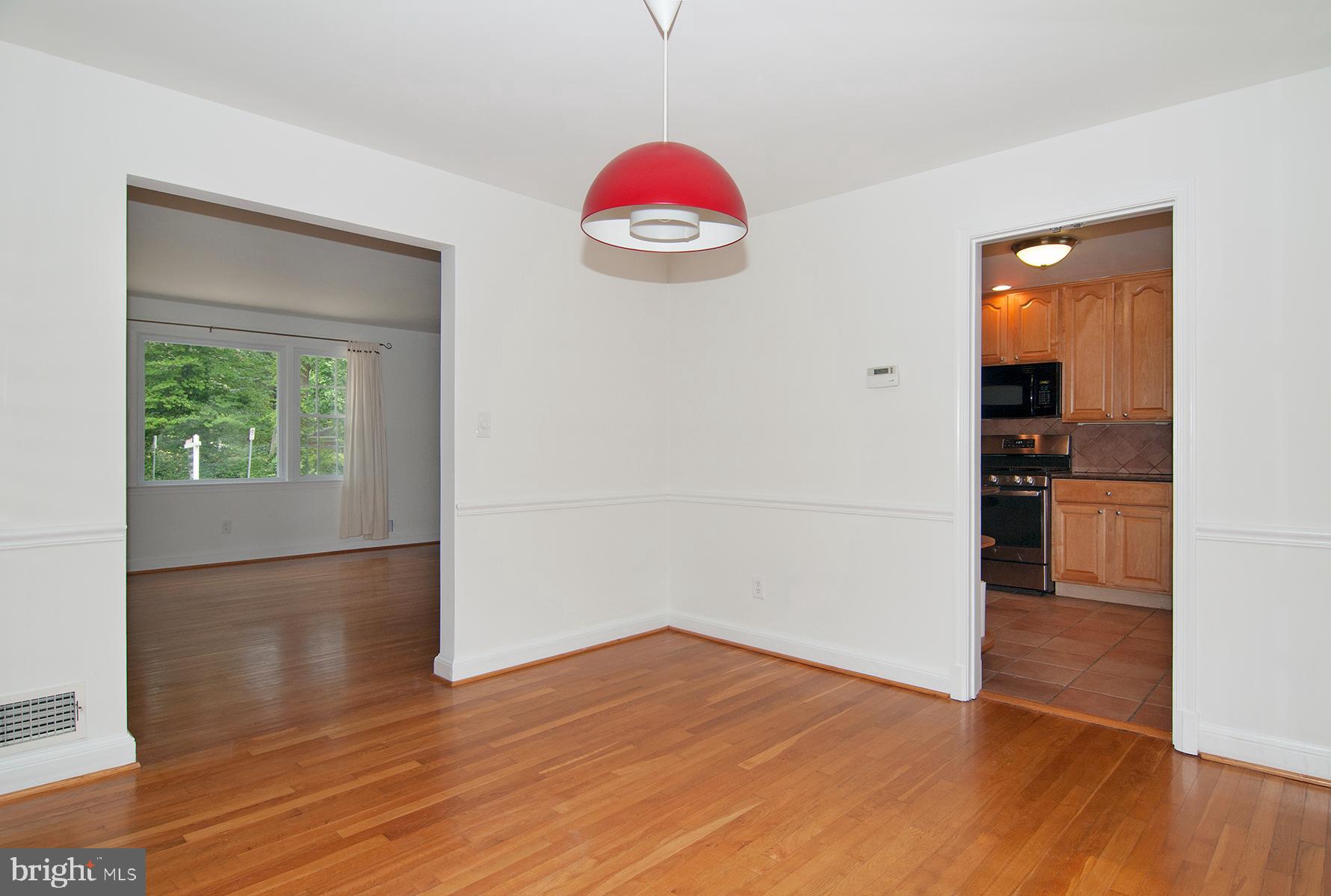 Real estate listing preview #10