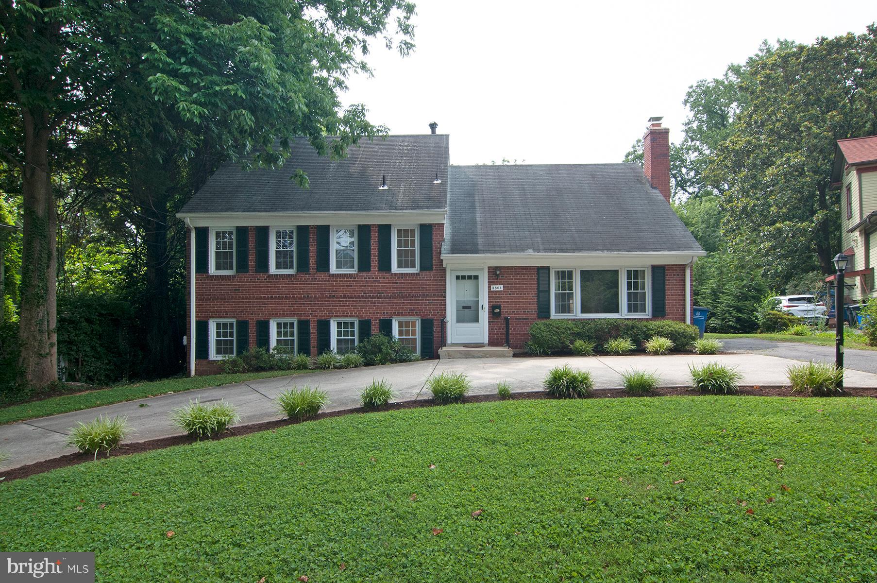 Real estate listing preview #2