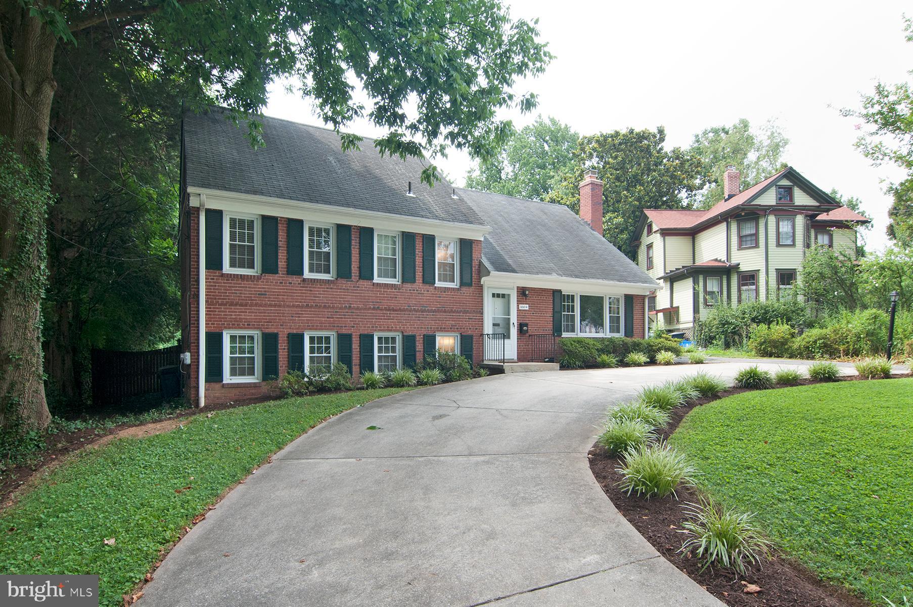 Real estate listing preview #3