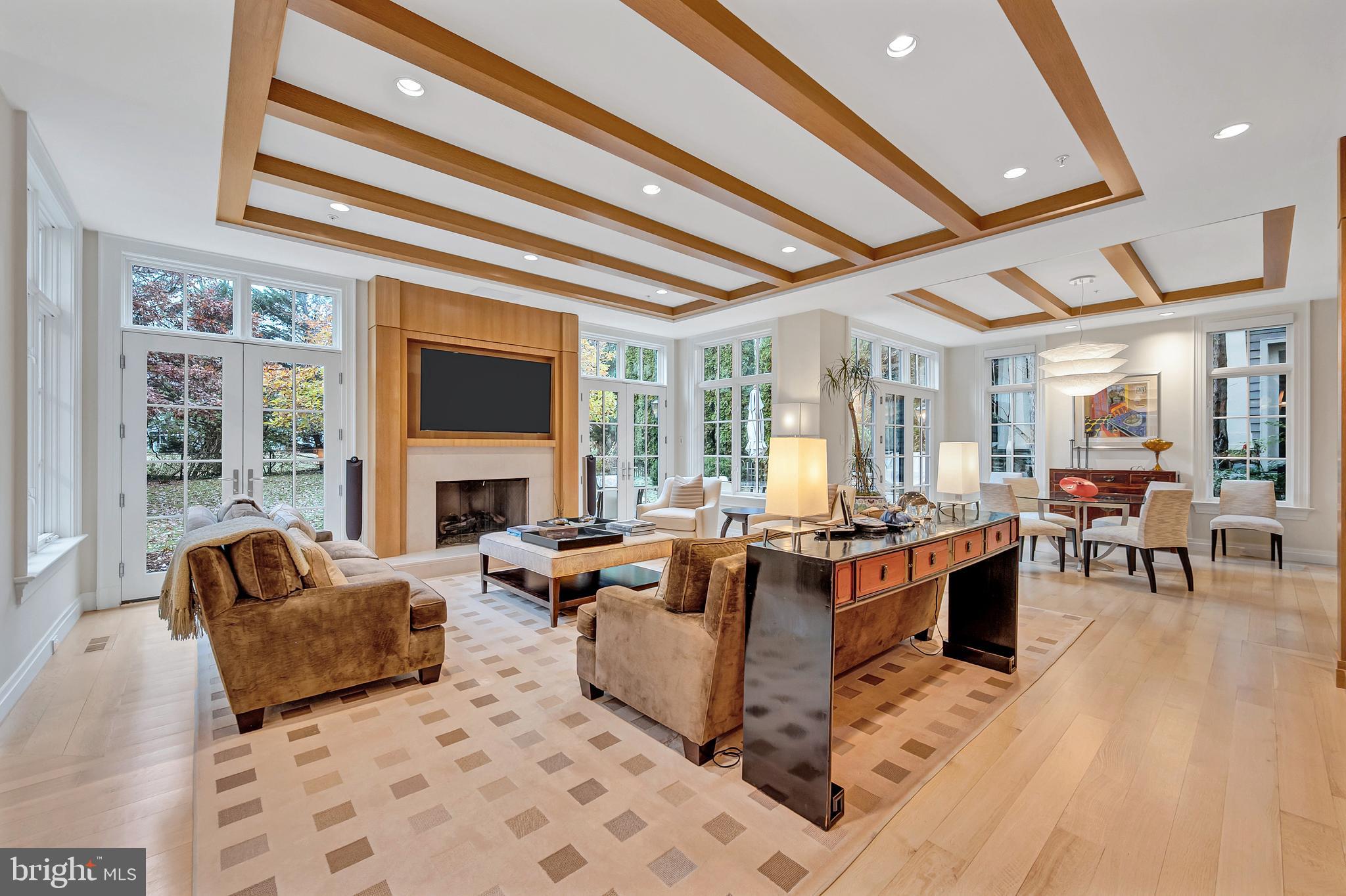 Real estate listing preview #13