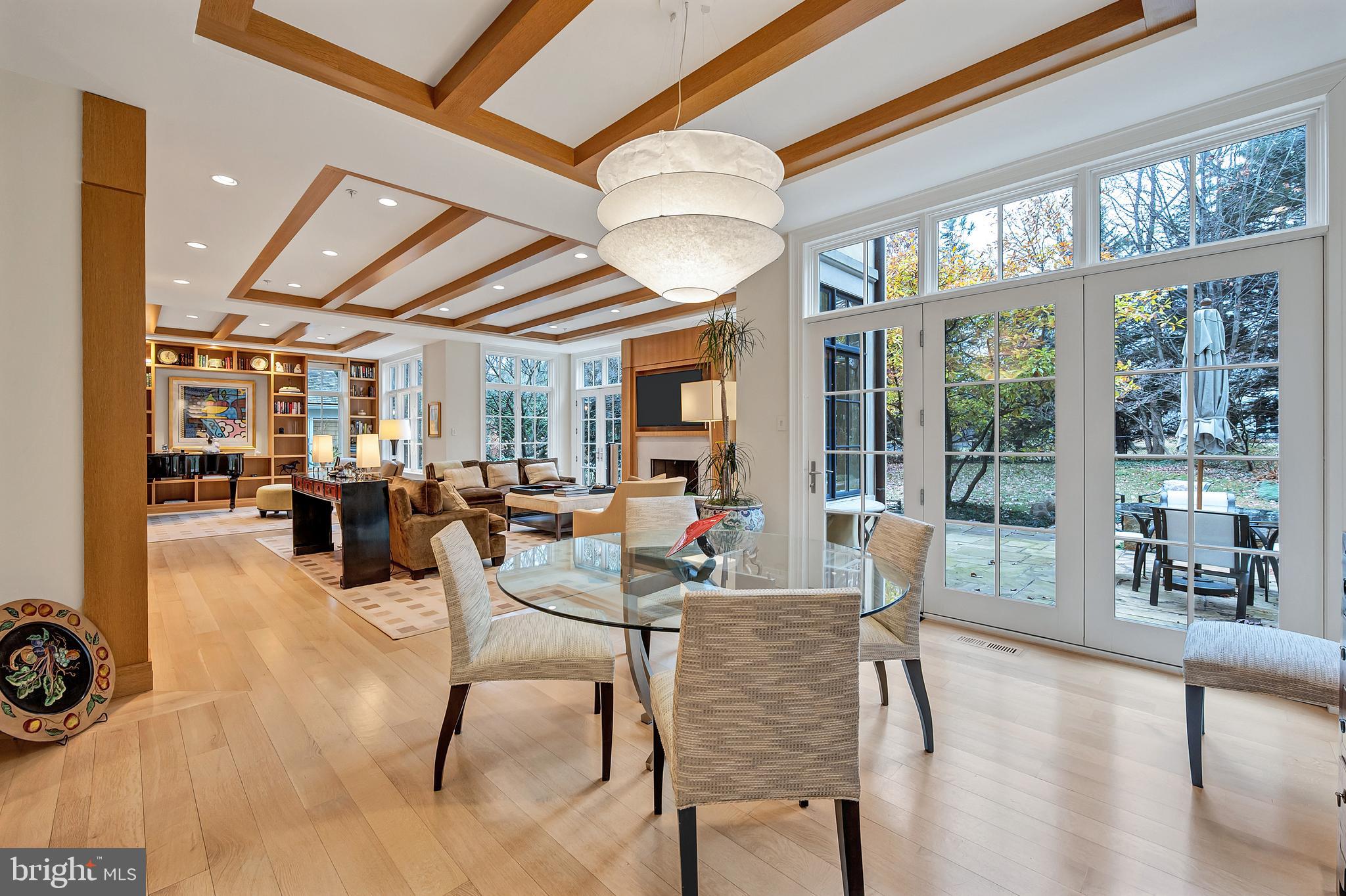 Real estate listing preview #16