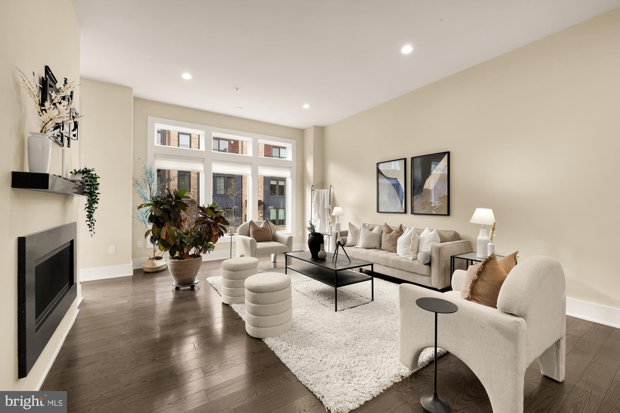 Real estate listing preview #9